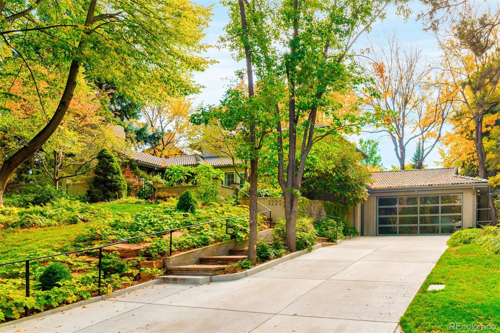 MLS Image #3 for 3220 e kentucky avenue,denver, Colorado