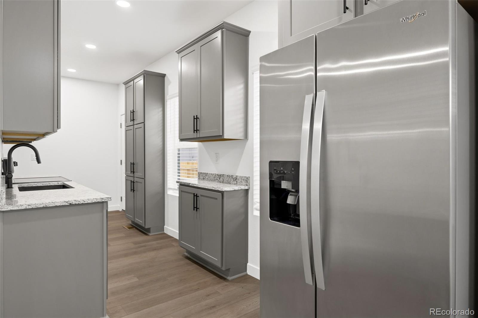 MLS Image #10 for 360 w stanford avenue,englewood, Colorado
