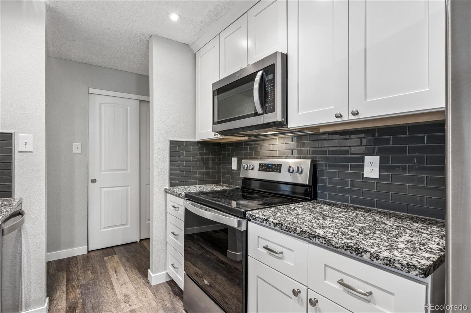 MLS Image #5 for 2375 s linden court,denver, Colorado