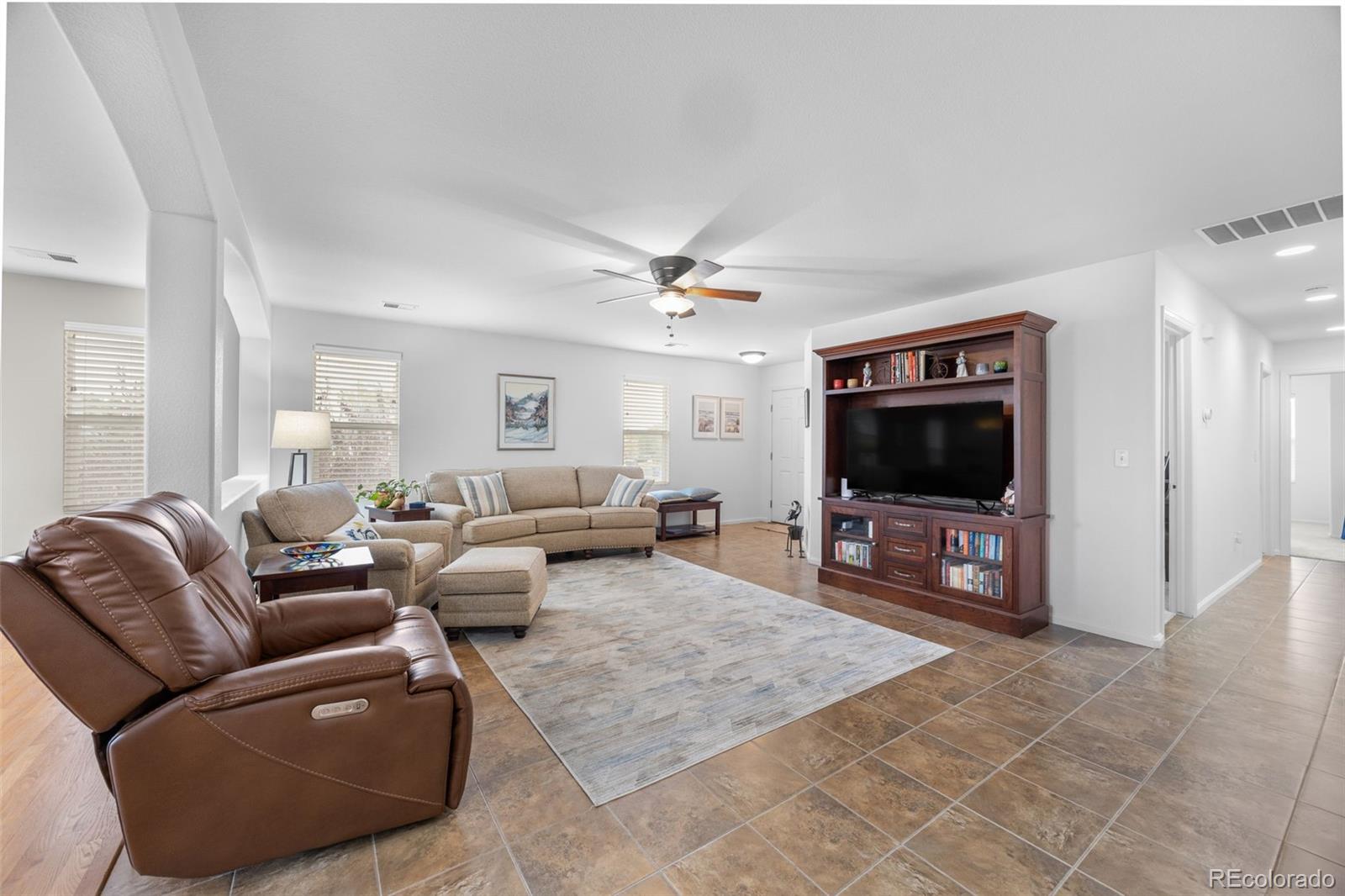 MLS Image #3 for 16174 e 105th avenue,commerce city, Colorado