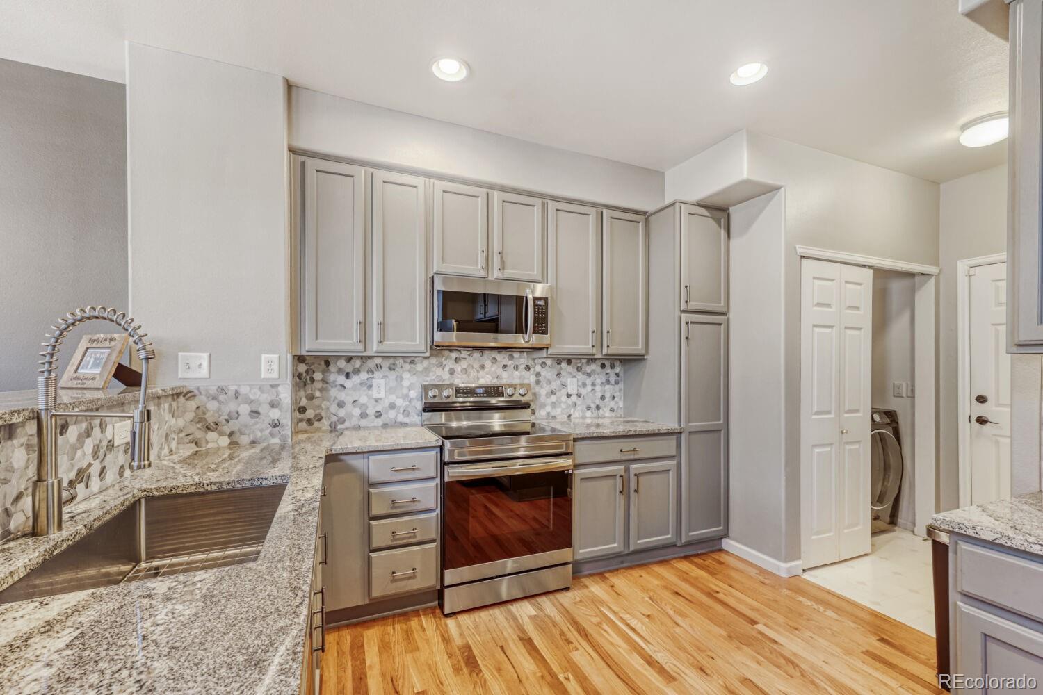 MLS Image #8 for 6839 s webster street e,littleton, Colorado