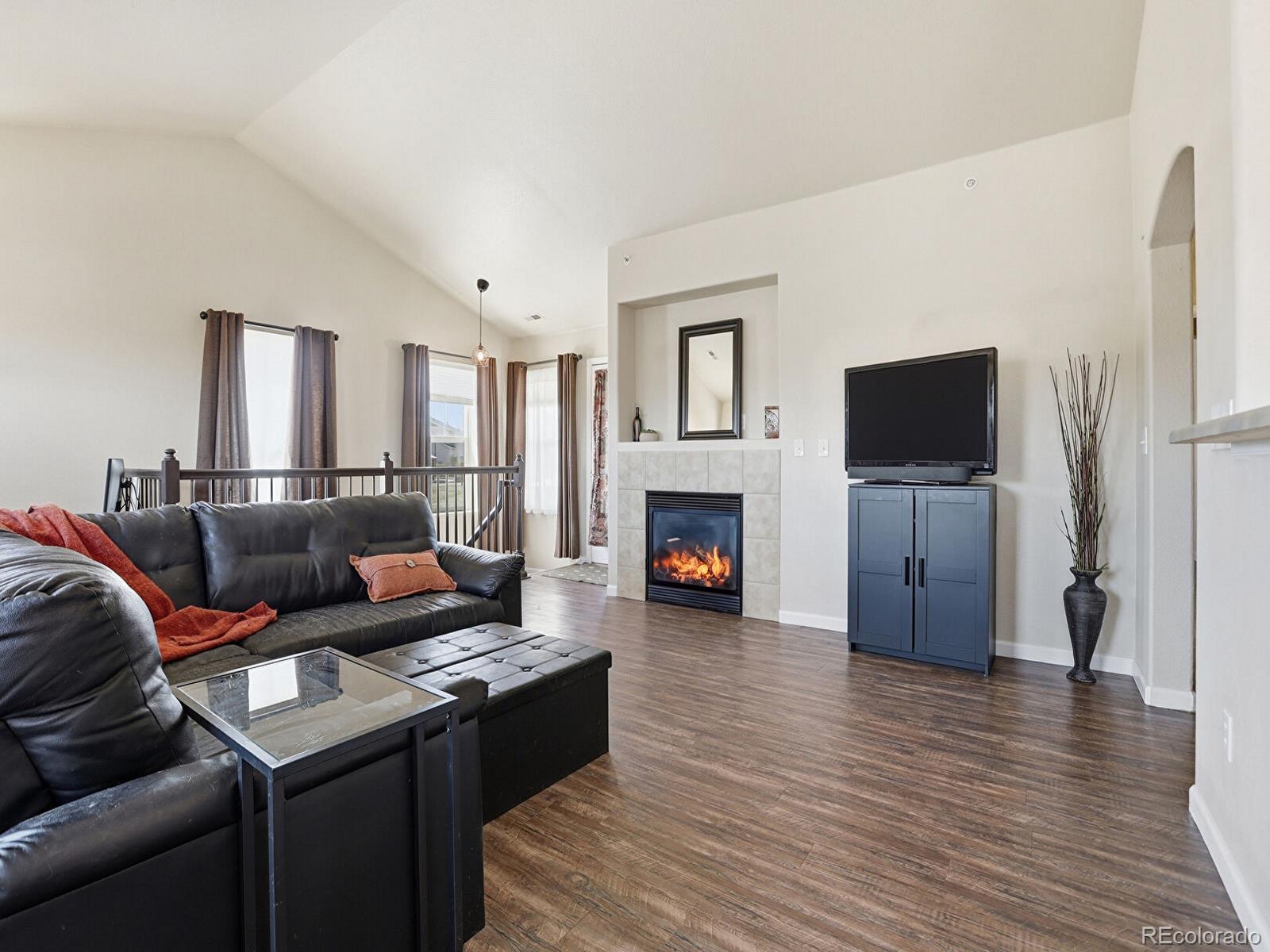 MLS Image #3 for 7243 s millbrook court,aurora, Colorado