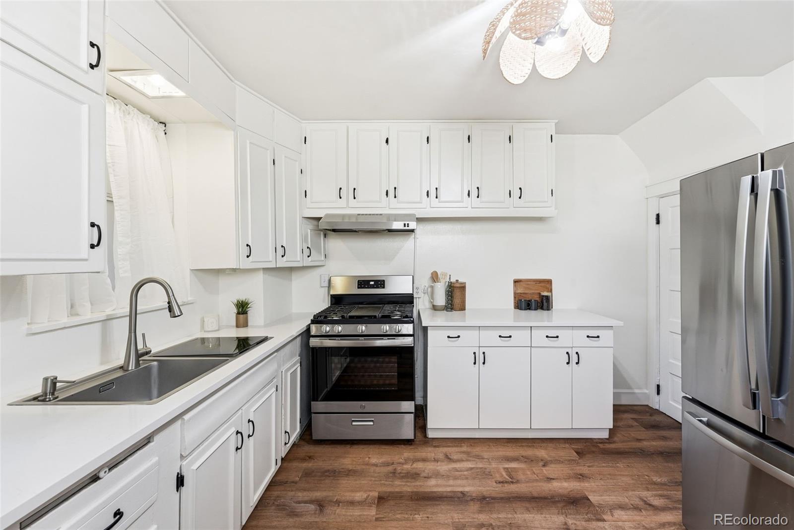 MLS Image #12 for 2034 e martin luther king jr boulevard,denver, Colorado