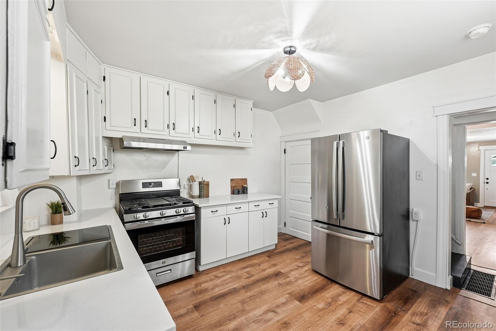 MLS Image #13 for 2034 e martin luther king jr boulevard,denver, Colorado
