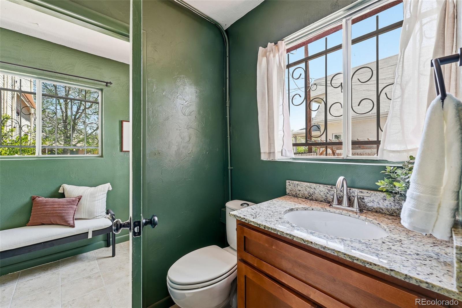 MLS Image #16 for 2034 e martin luther king jr boulevard,denver, Colorado