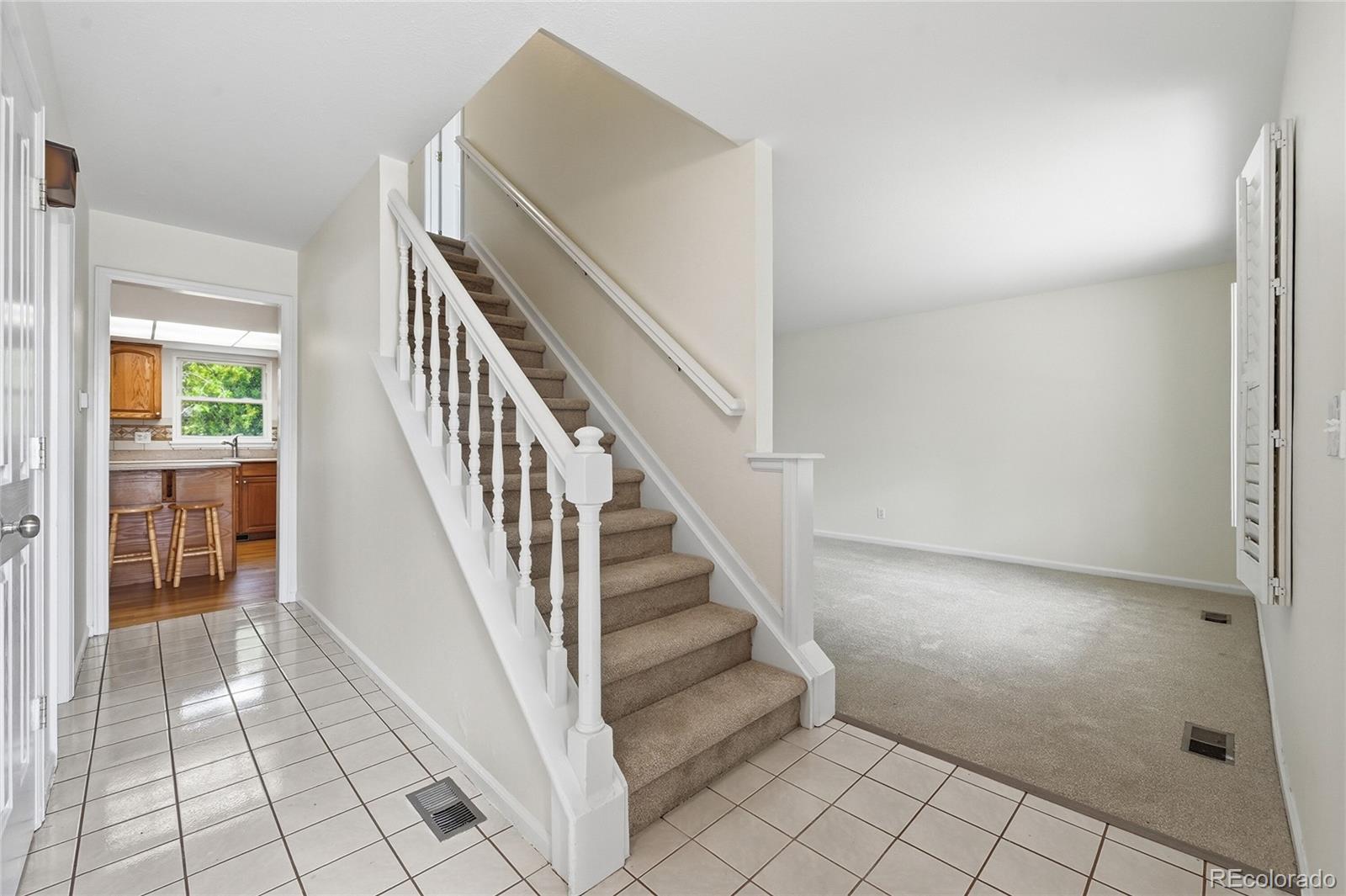 MLS Image #4 for 479 s kingston circle,aurora, Colorado