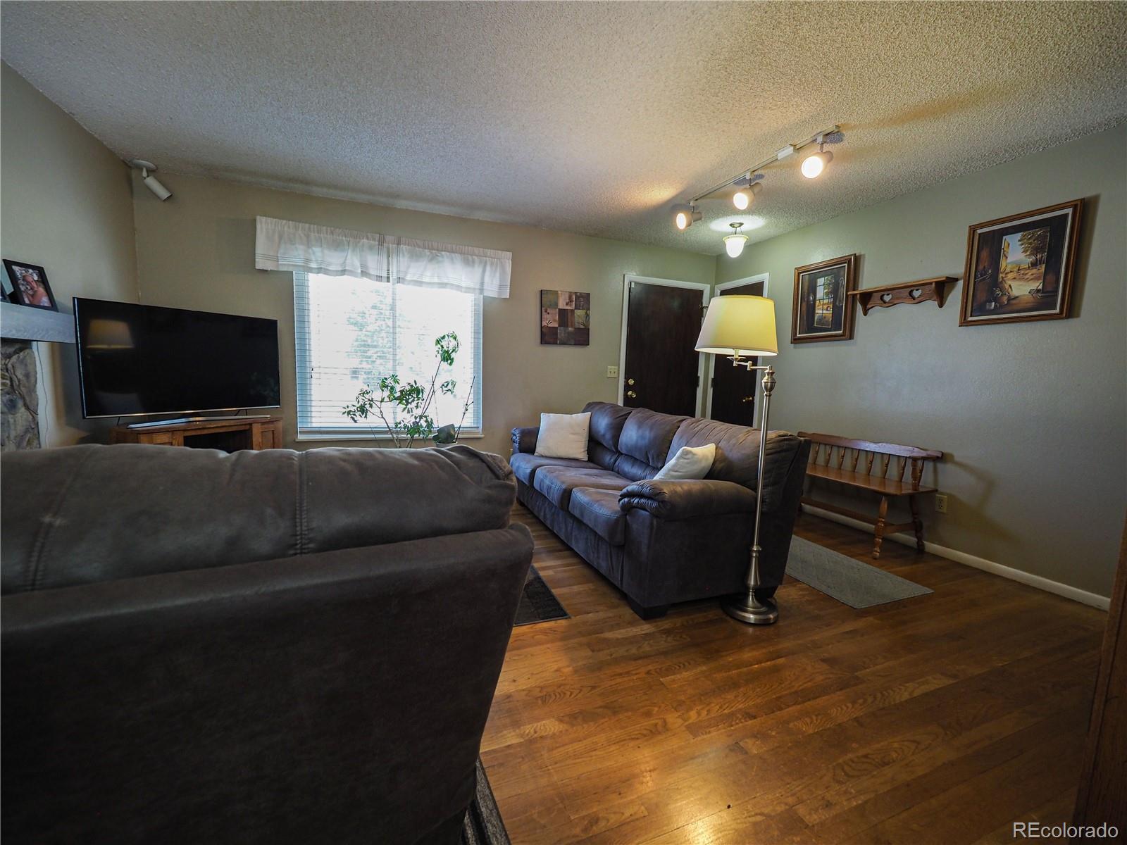 MLS Image #5 for 5035 e weaver avenue,centennial, Colorado