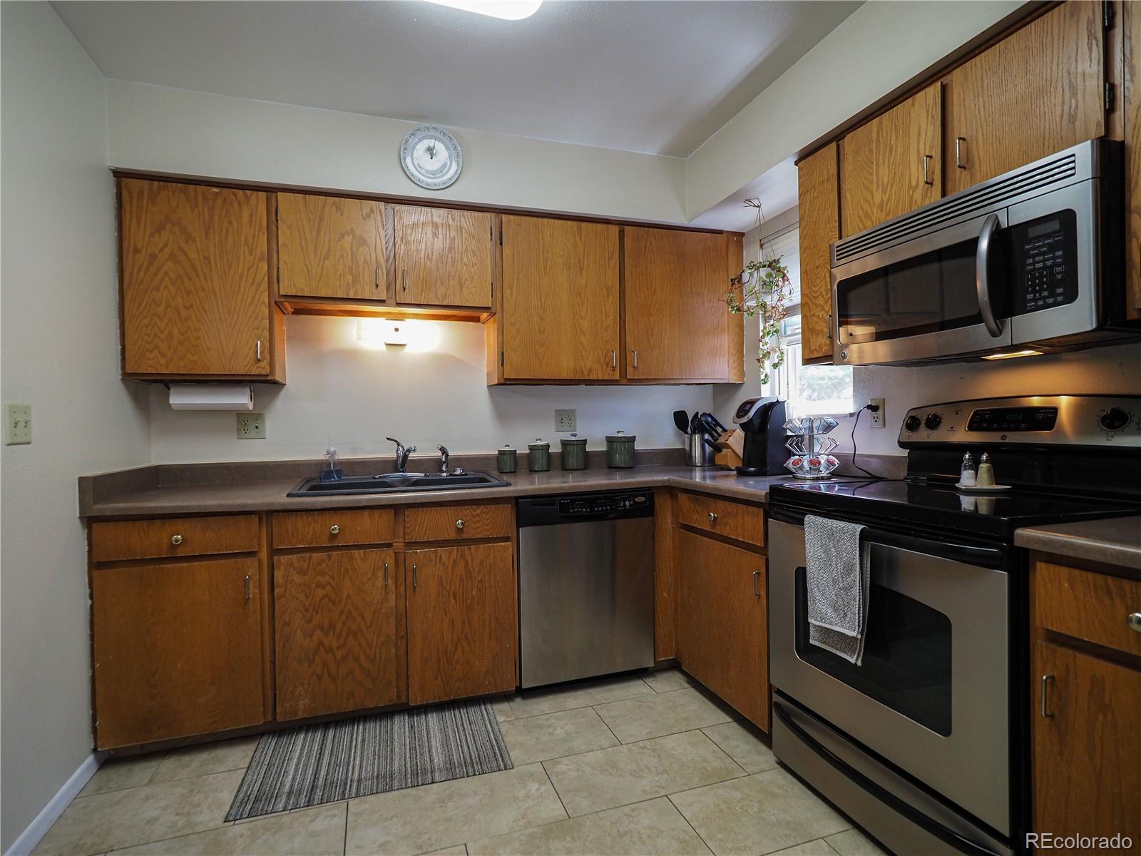MLS Image #9 for 5035 e weaver avenue,centennial, Colorado