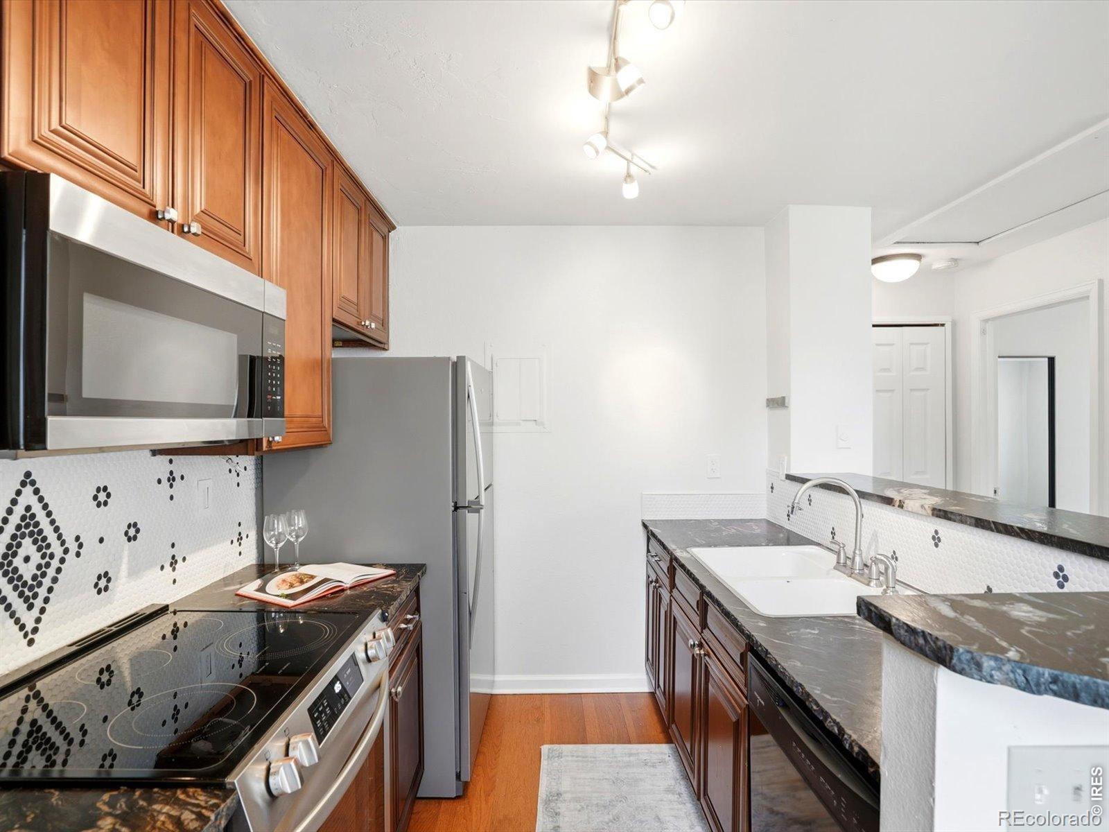 MLS Image #14 for 4837  white rock circle,boulder, Colorado