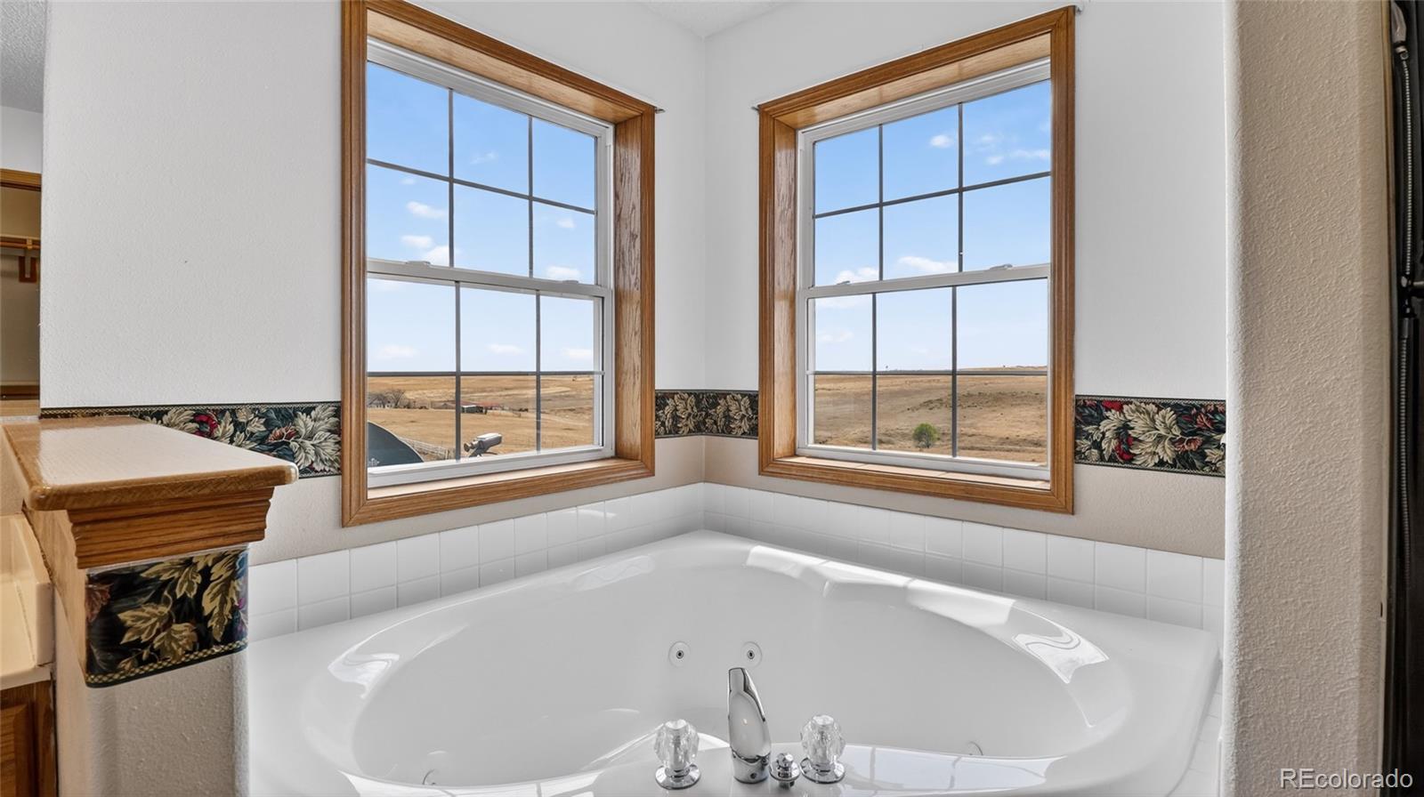 MLS Image #28 for 44166 e iliff trail,bennett, Colorado