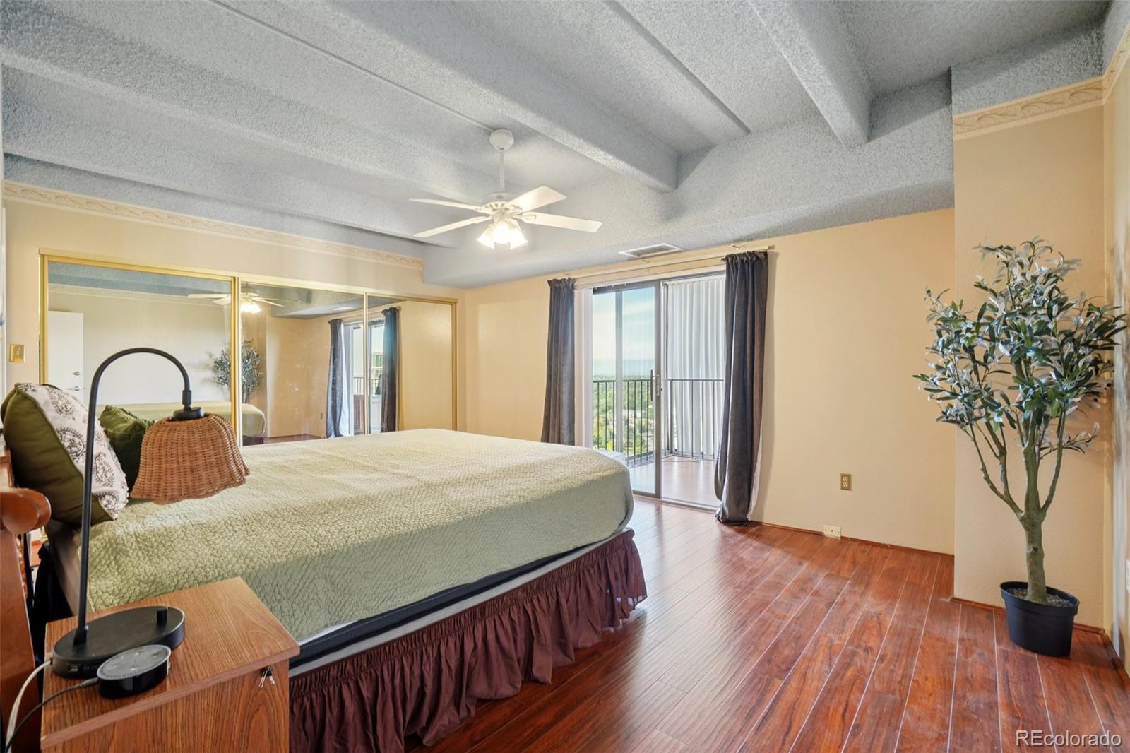 MLS Image #11 for 7877 e mississippi avenue 1501,denver, Colorado