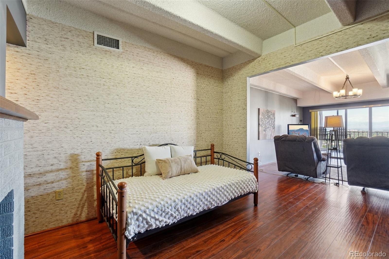 MLS Image #16 for 7877 e mississippi avenue 1501,denver, Colorado