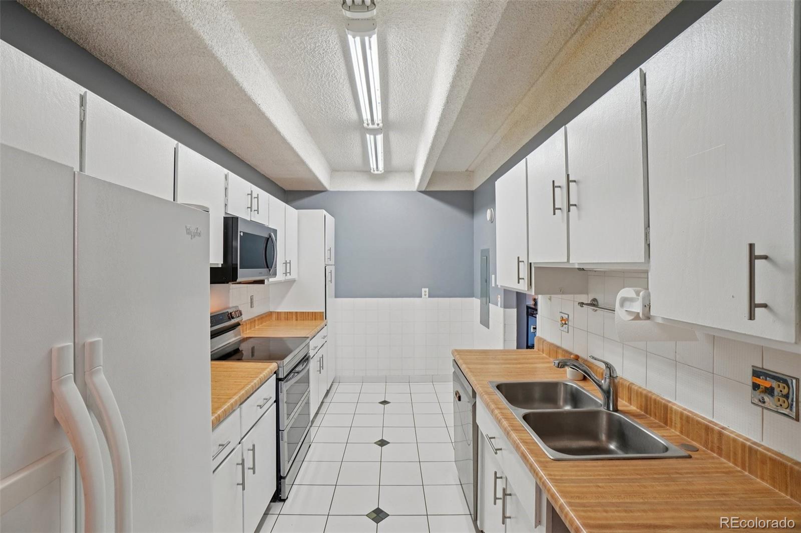 MLS Image #6 for 7877 e mississippi avenue 1501,denver, Colorado