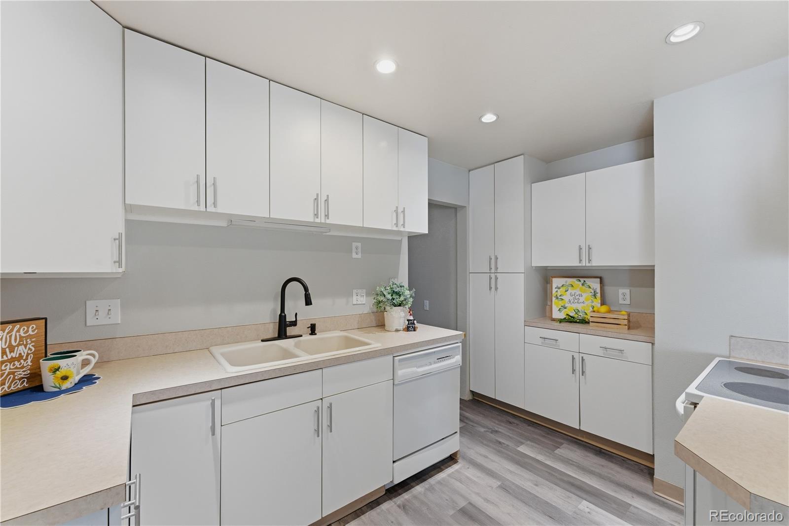 MLS Image #9 for 2530  10th avenue court,greeley, Colorado