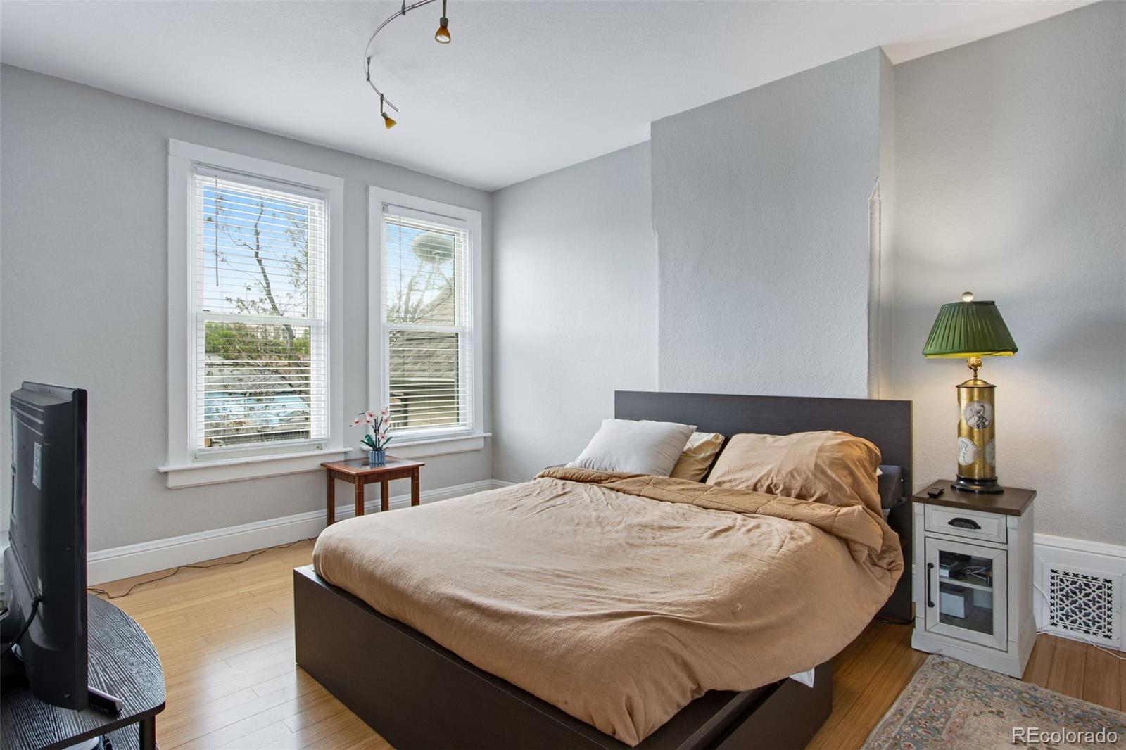 MLS Image #38 for 2952  champa street,denver, Colorado