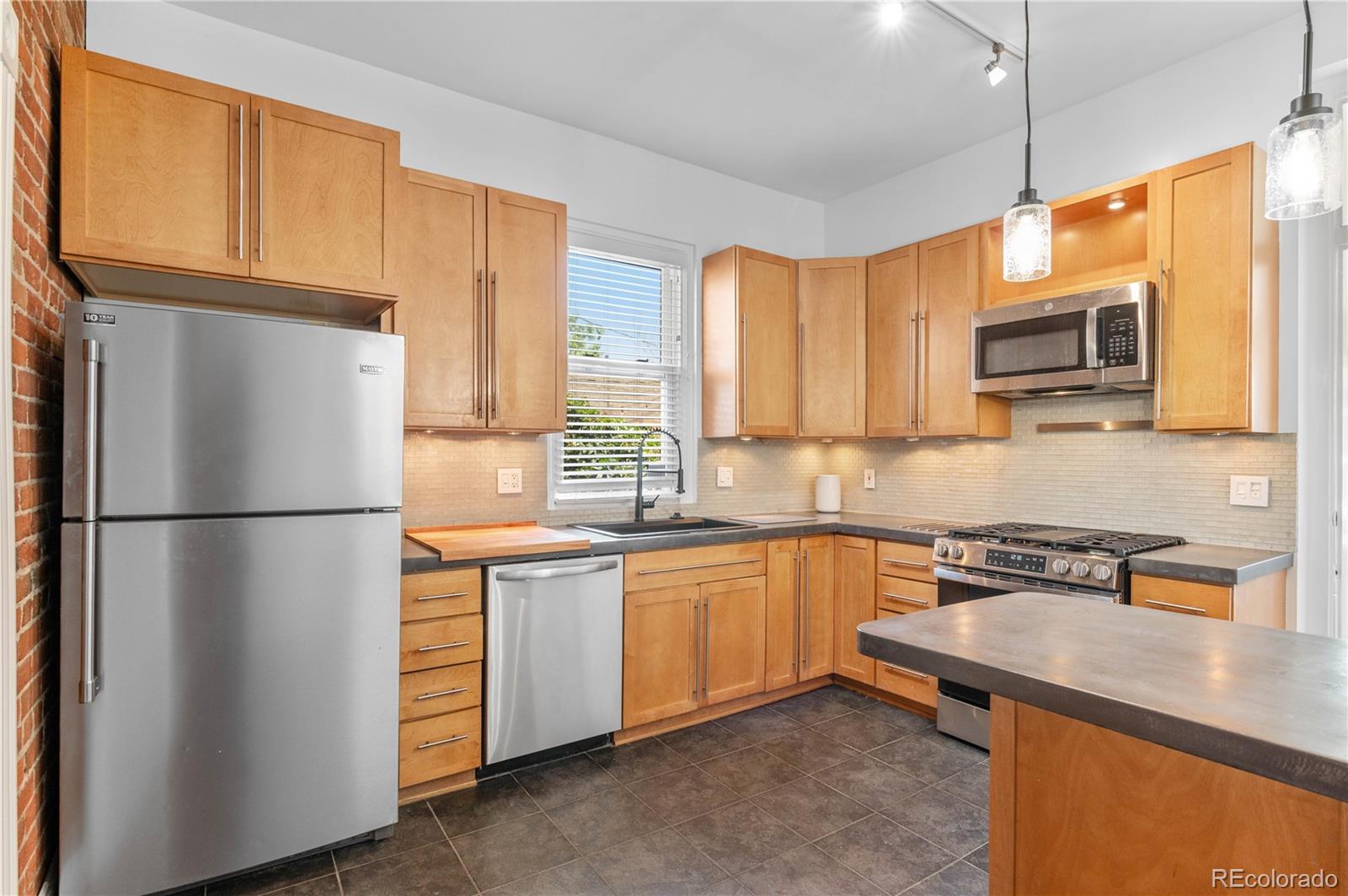 MLS Image #4 for 2952  champa street,denver, Colorado