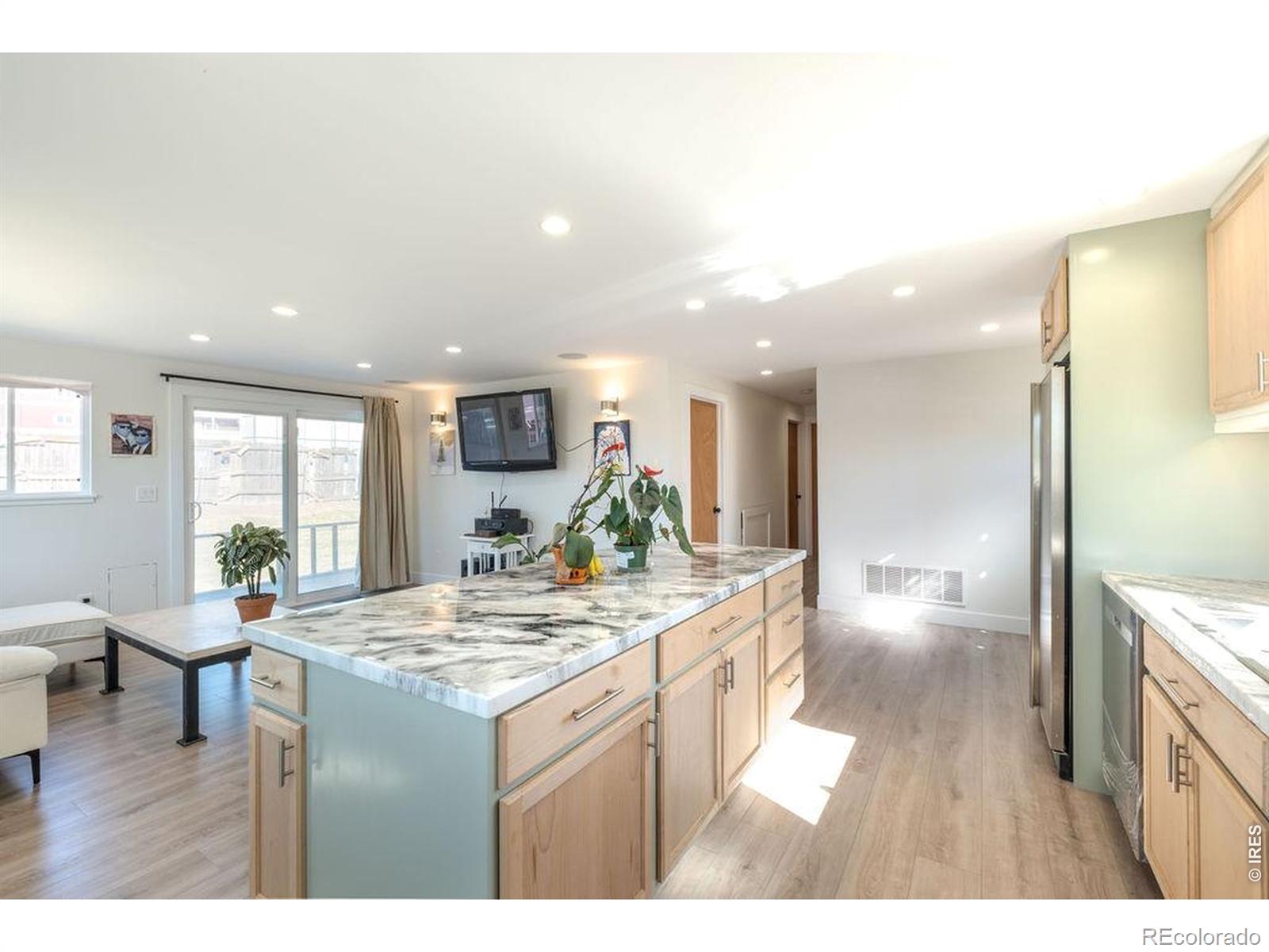 MLS Image #10 for 206  3rd street,mead, Colorado