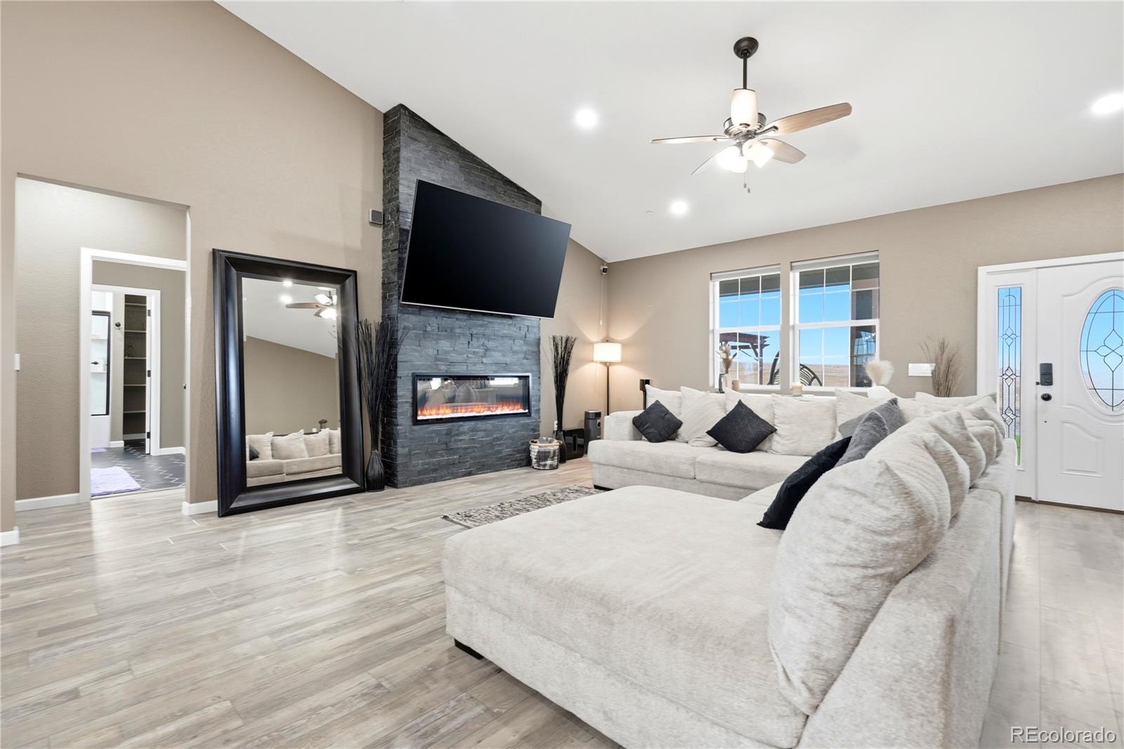 MLS Image #7 for 59601 e 56th avenue,strasburg, Colorado