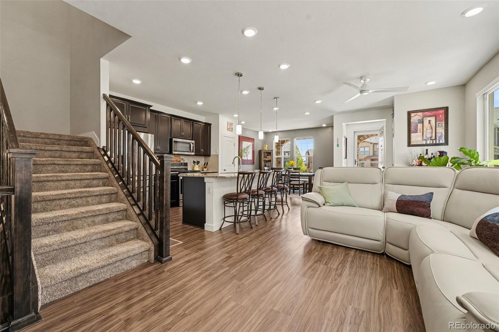 MLS Image #4 for 7602 s yakima court,aurora, Colorado