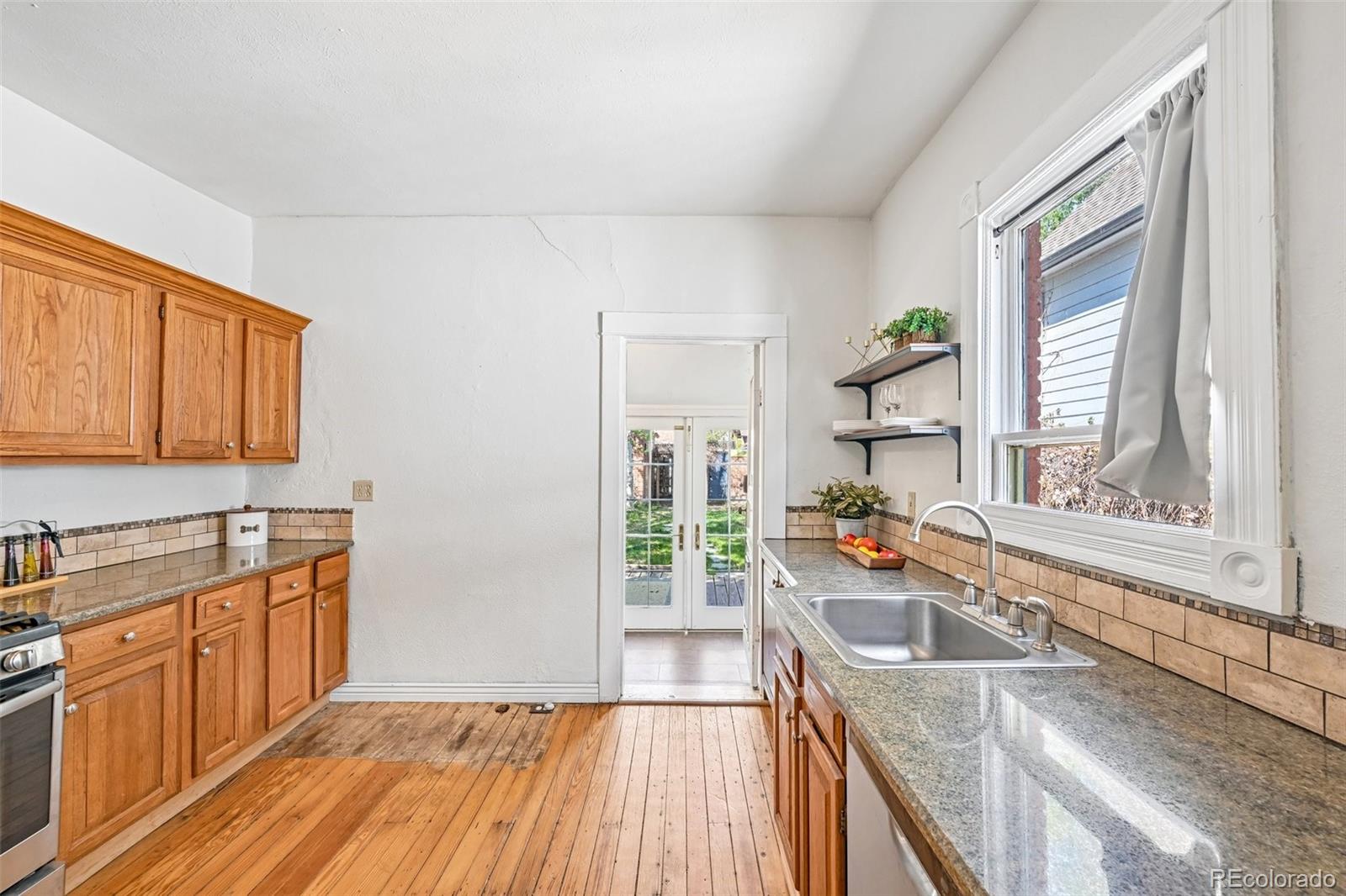 MLS Image #11 for 3275  perry street,denver, Colorado