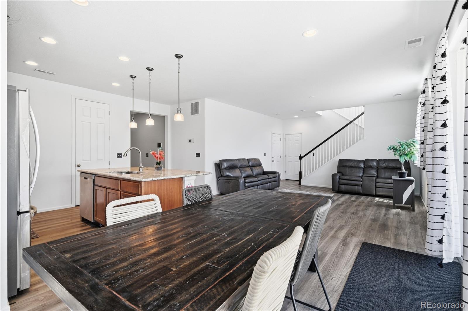 MLS Image #14 for 25542 e bayaud place,aurora, Colorado