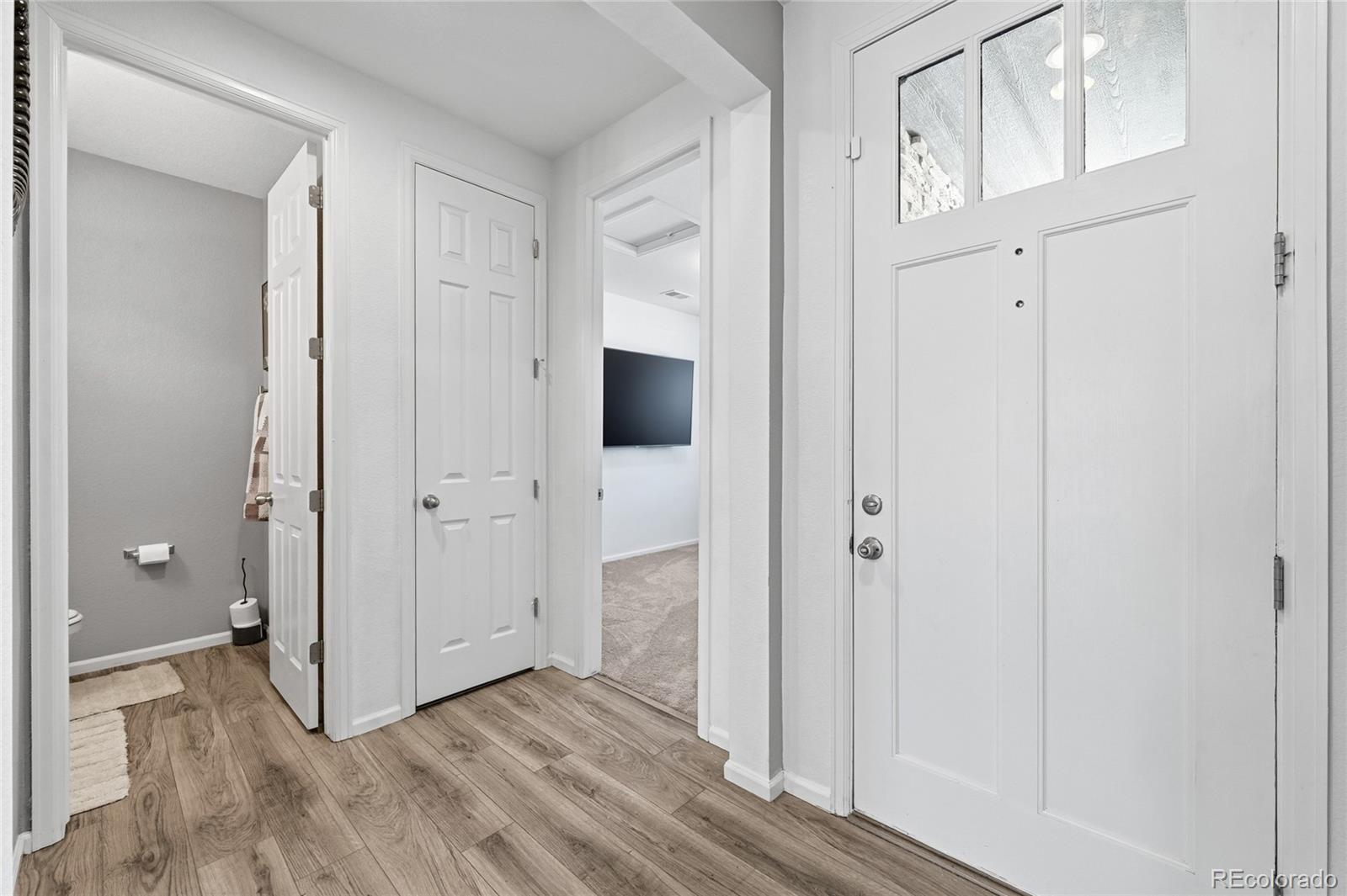 MLS Image #5 for 25542 e bayaud place,aurora, Colorado