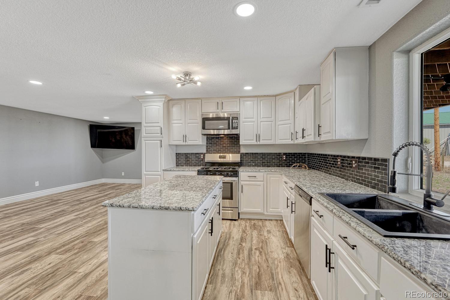 MLS Image #31 for 1799  appaloosa trail,elizabeth, Colorado