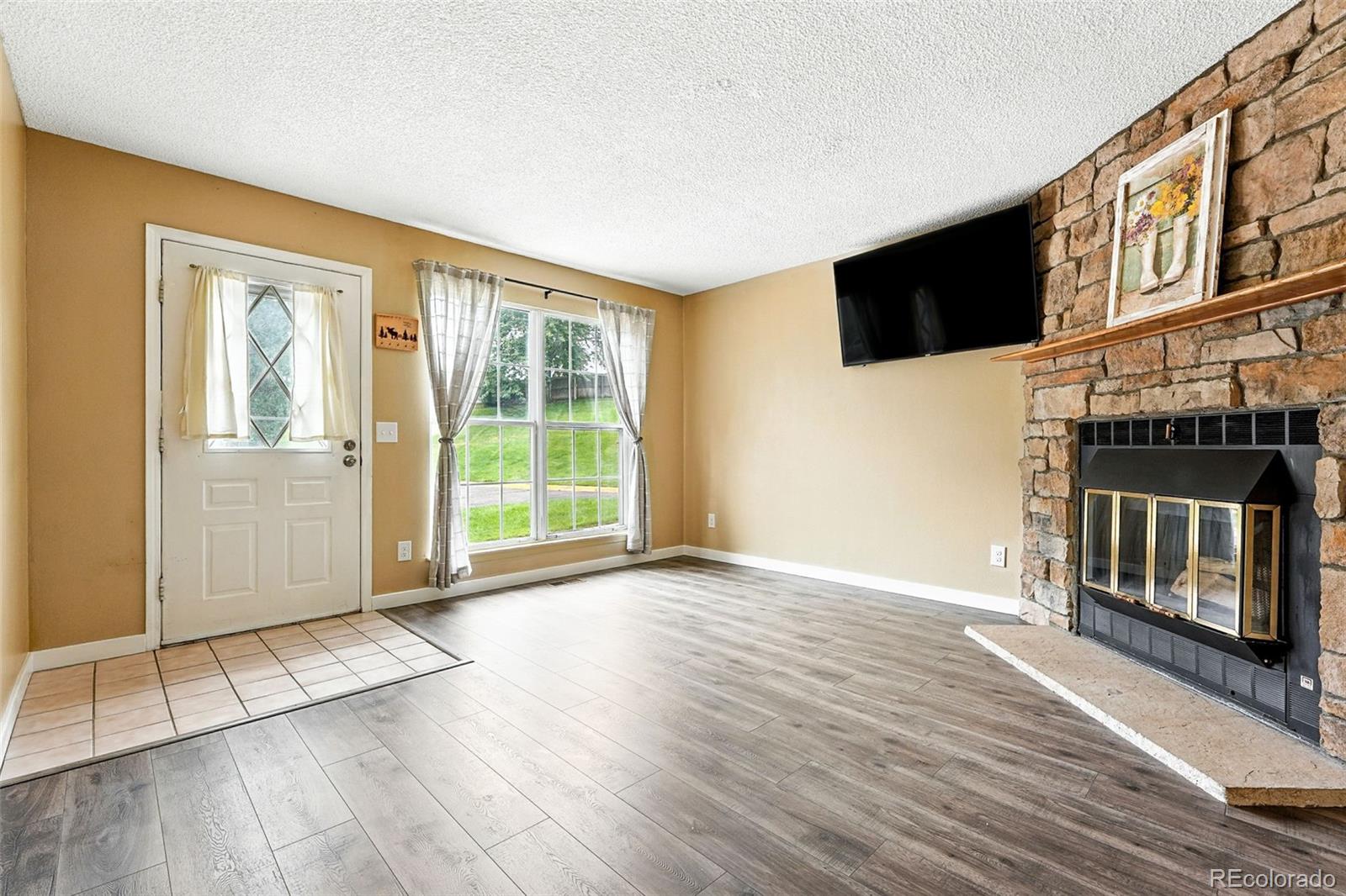 MLS Image #4 for 9762 w cornell place,lakewood, Colorado
