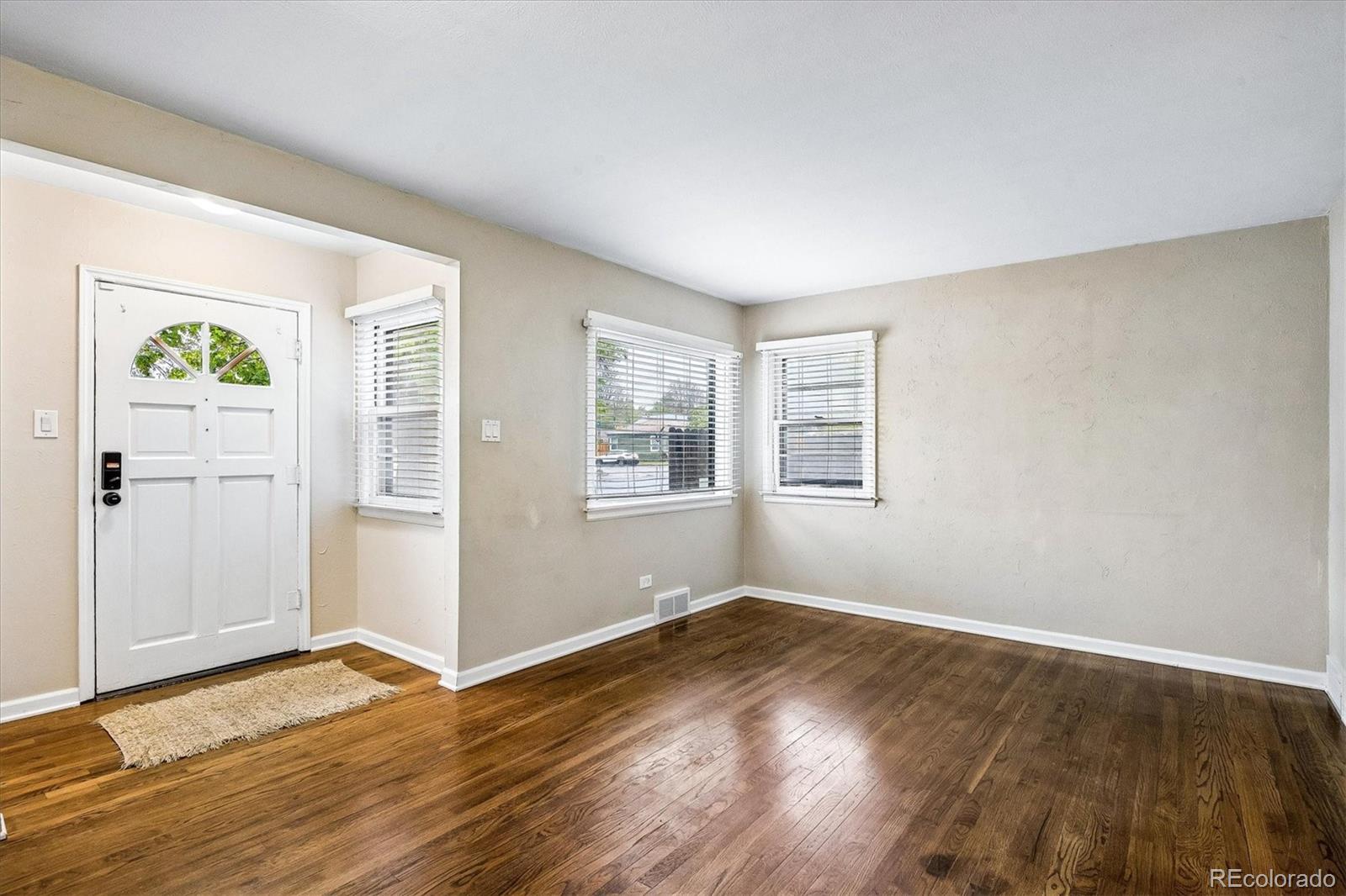 MLS Image #3 for 4685 s sherman street,englewood, Colorado