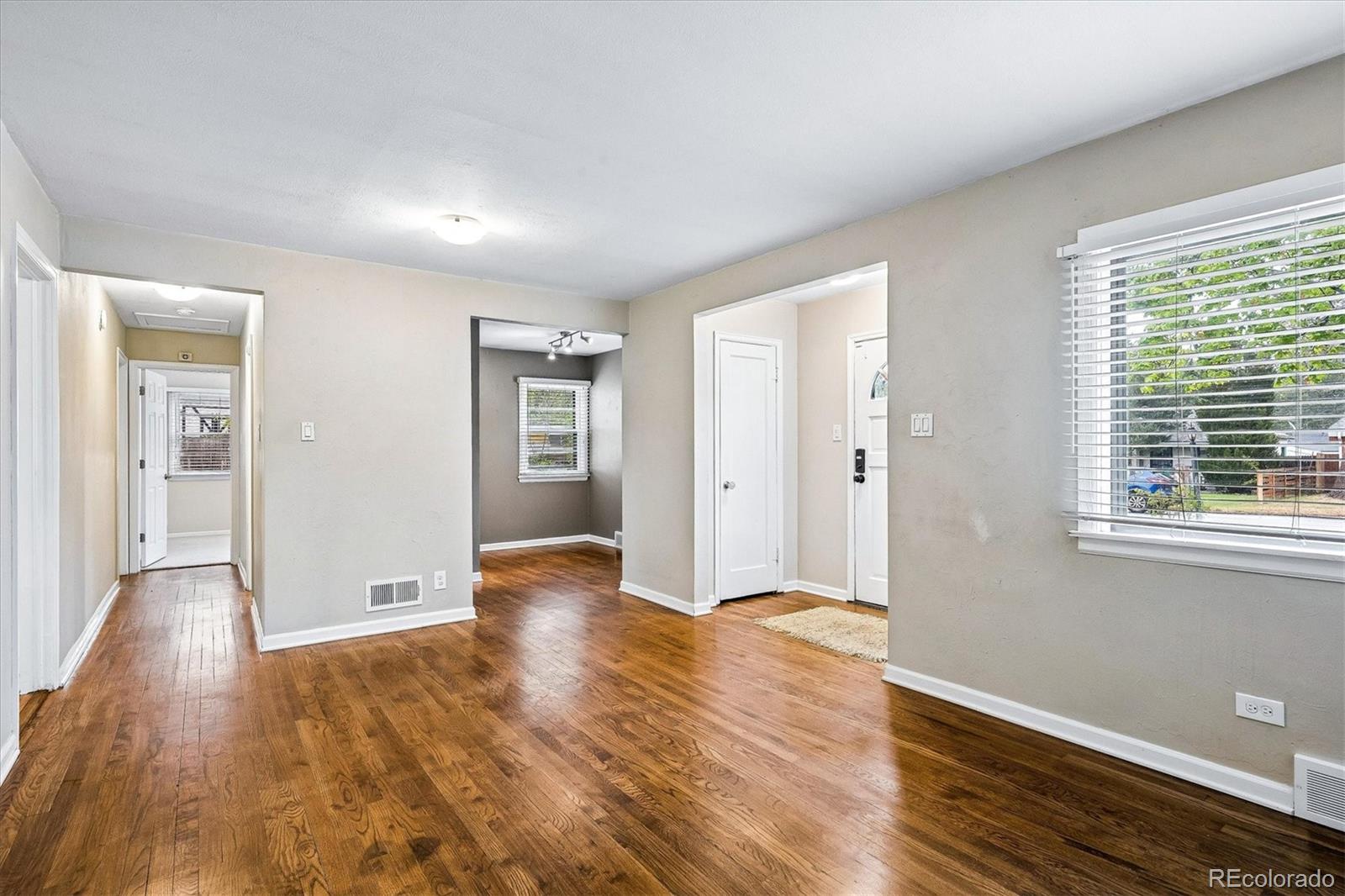MLS Image #5 for 4685 s sherman street,englewood, Colorado