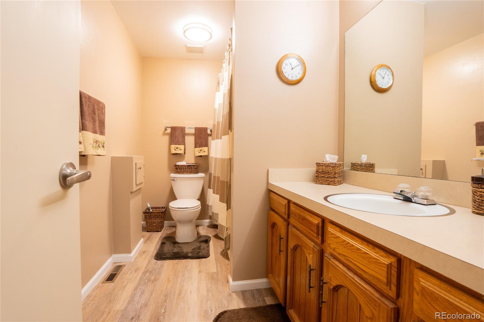 MLS Image #26 for 5123 s iris way,littleton, Colorado