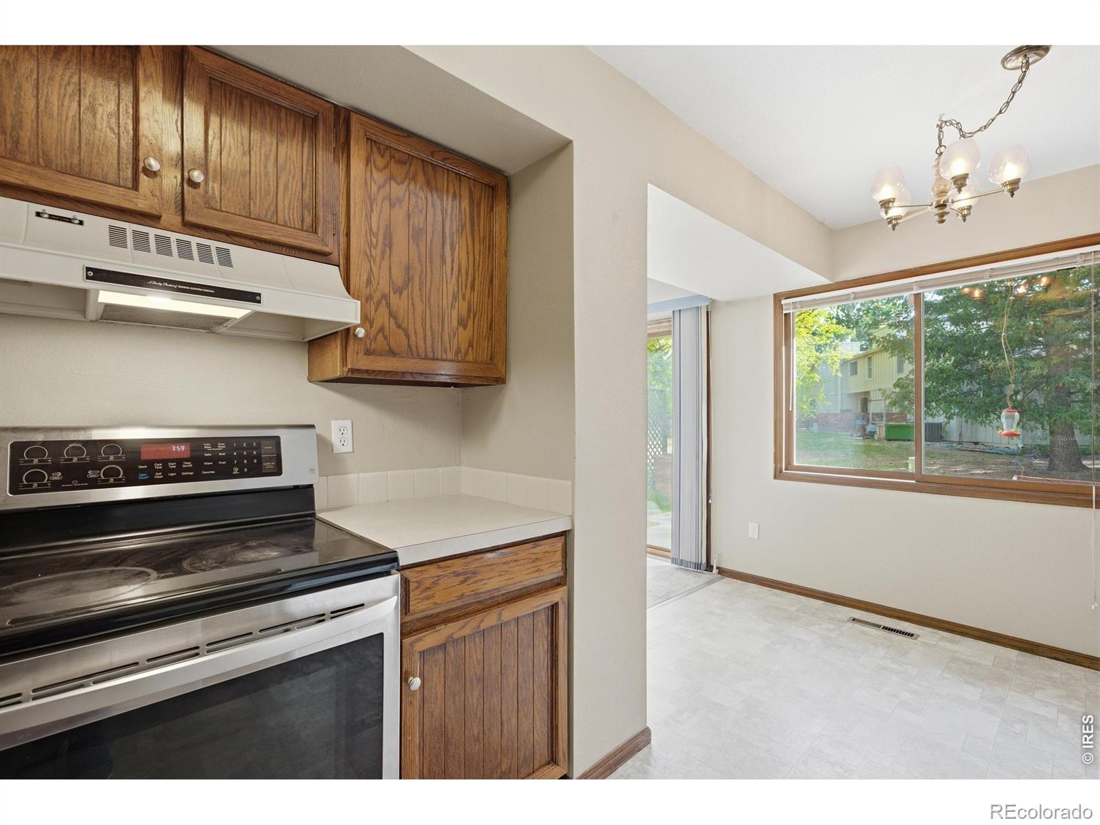 MLS Image #10 for 3024  regatta lane,fort collins, Colorado