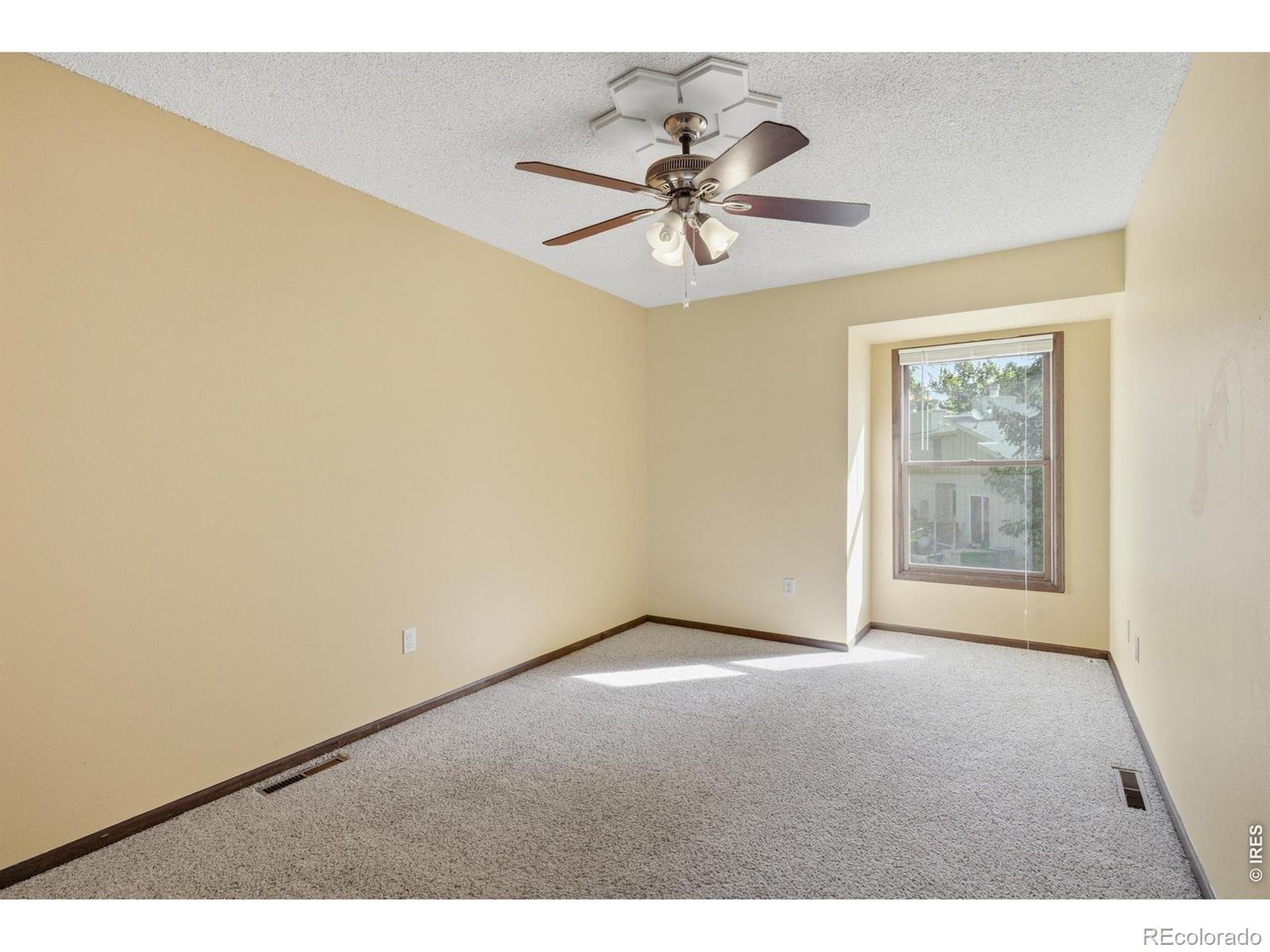 MLS Image #17 for 3024  regatta lane,fort collins, Colorado