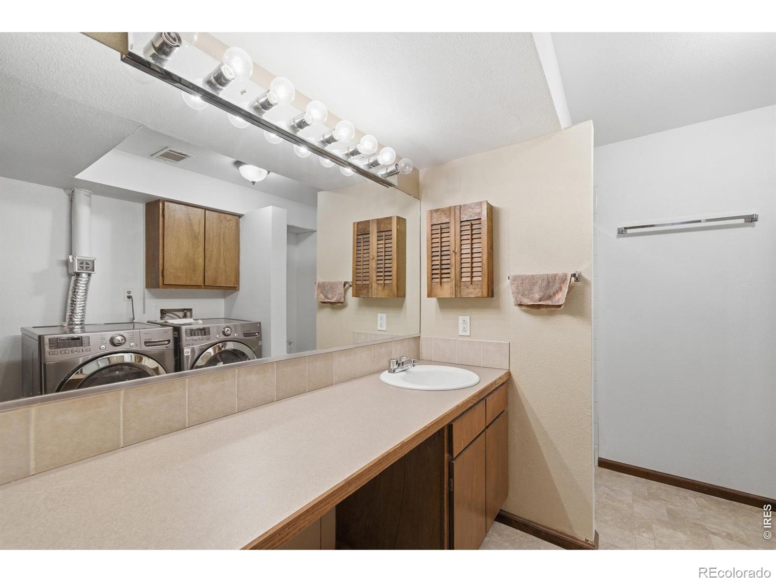 MLS Image #21 for 3024  regatta lane,fort collins, Colorado