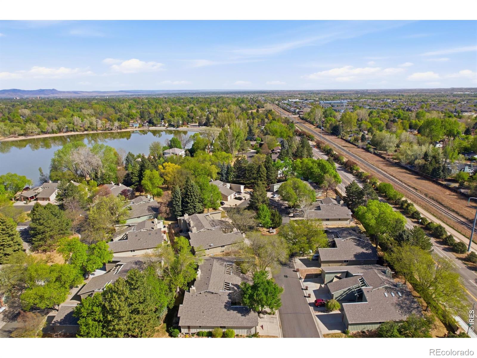 MLS Image #32 for 3024  regatta lane,fort collins, Colorado