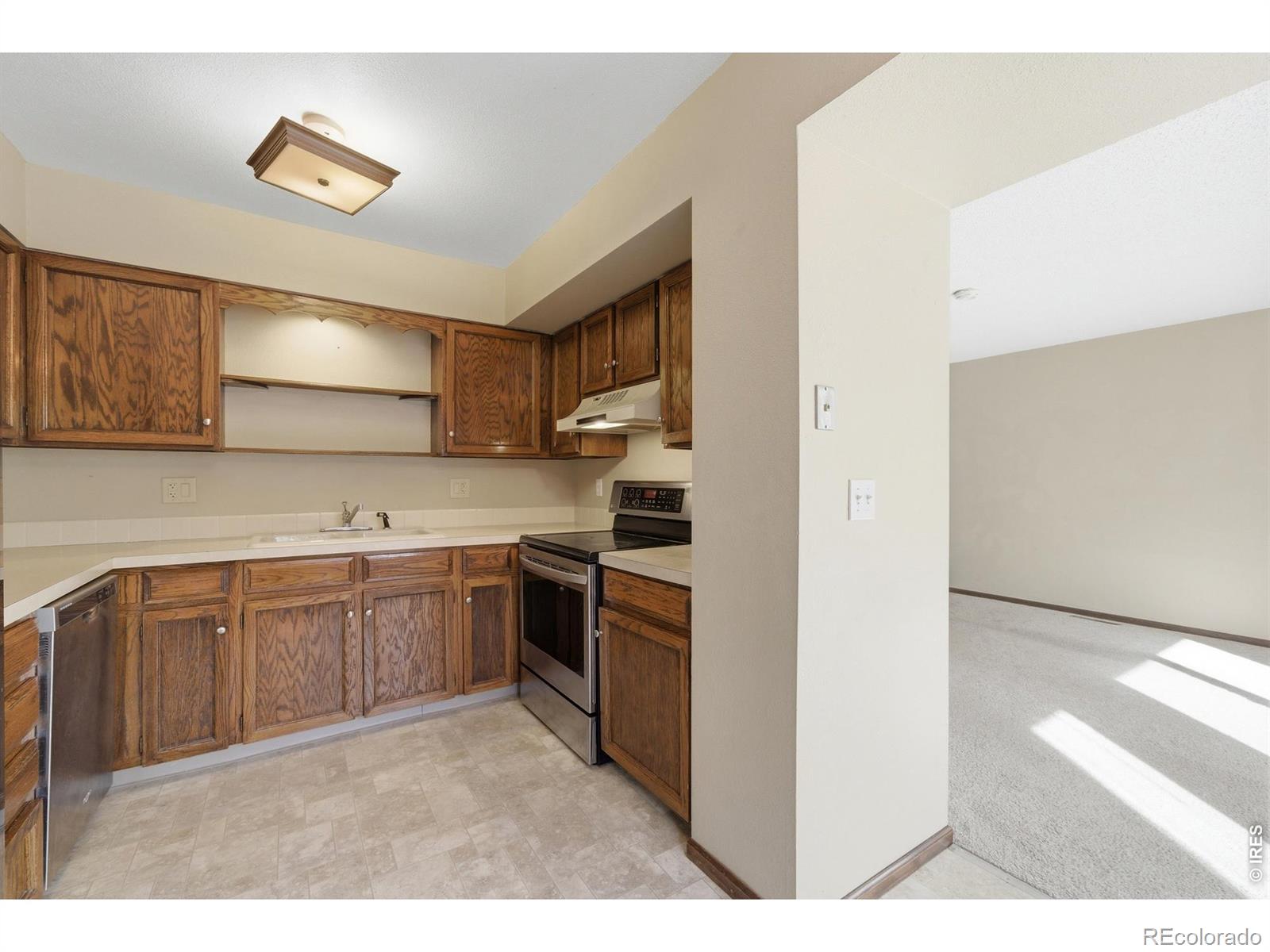 MLS Image #8 for 3024  regatta lane,fort collins, Colorado
