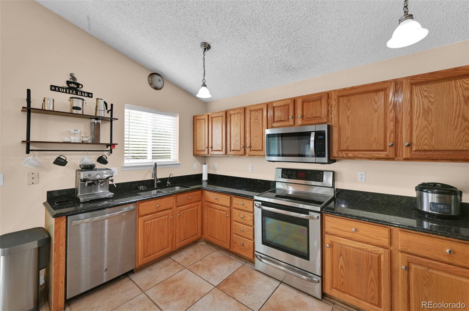 MLS Image #6 for 4931 s danube street,aurora, Colorado