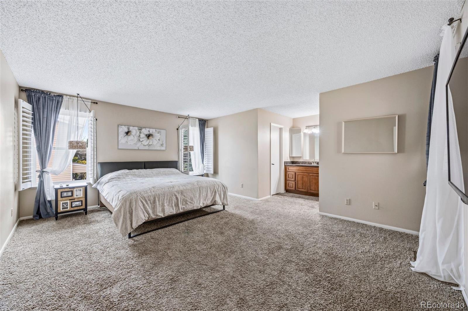 MLS Image #26 for 2496 s vaughn way,aurora, Colorado