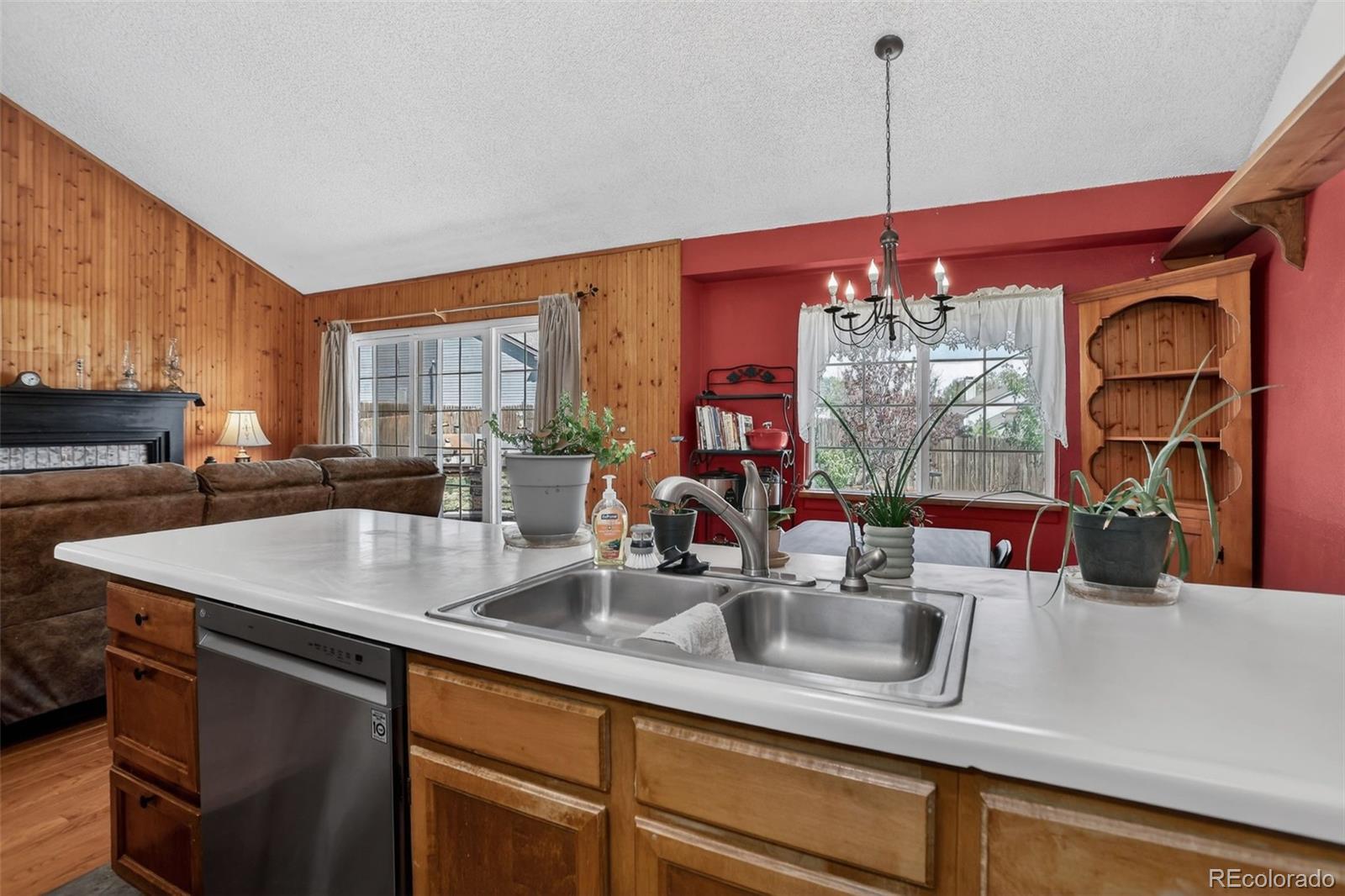 MLS Image #12 for 19886 e bethany drive,aurora, Colorado