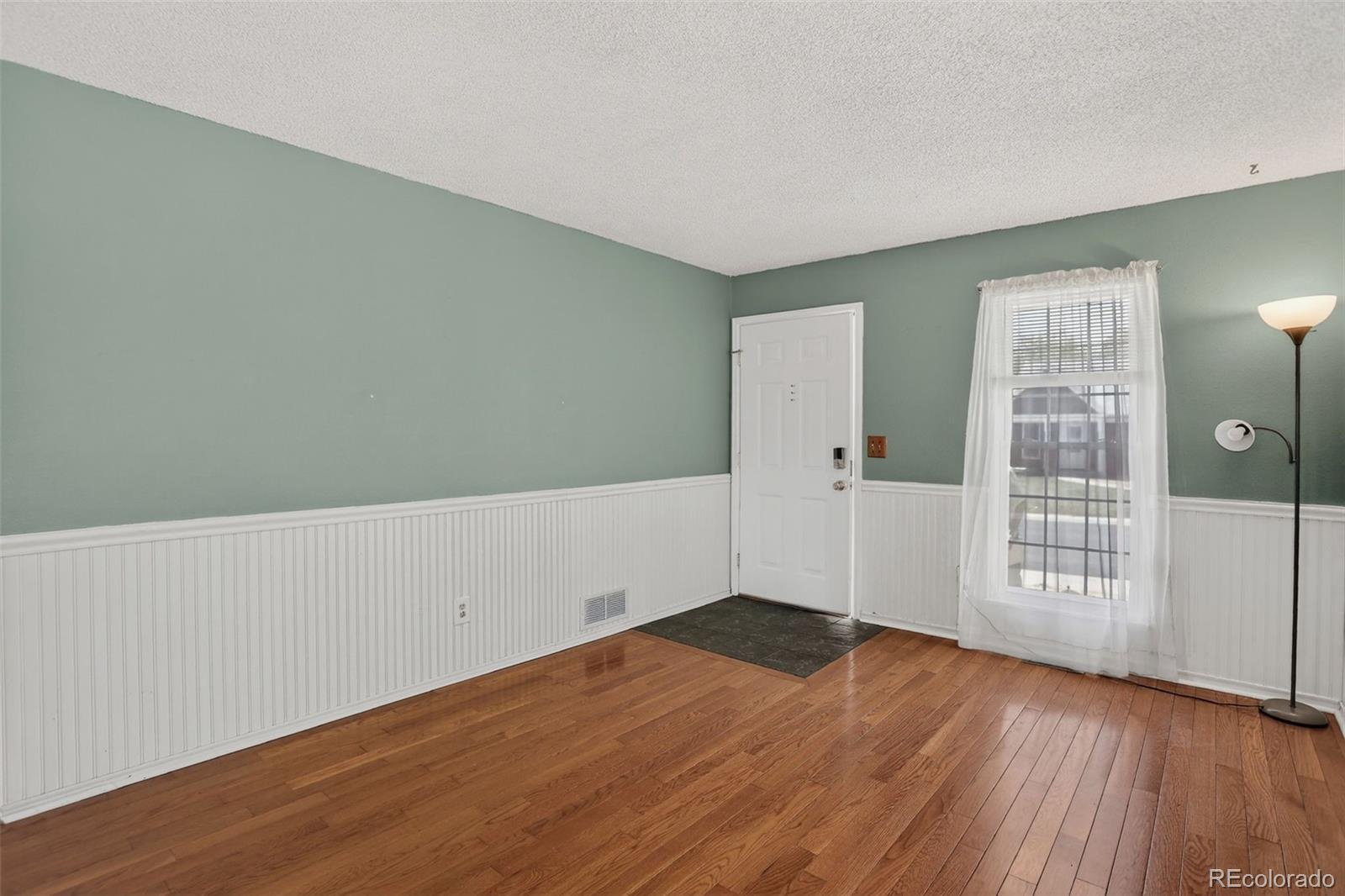 MLS Image #4 for 19886 e bethany drive,aurora, Colorado