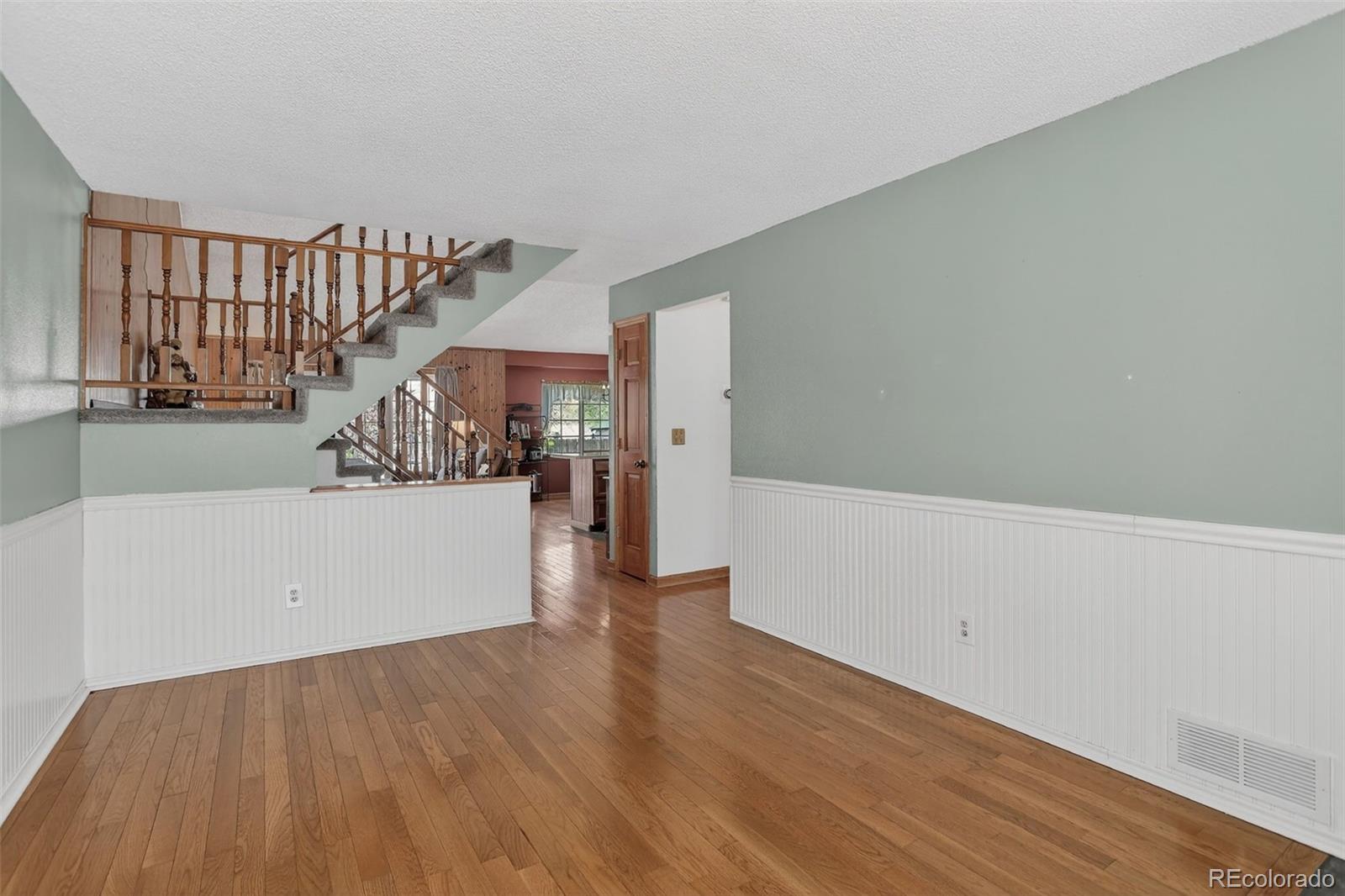 MLS Image #5 for 19886 e bethany drive,aurora, Colorado