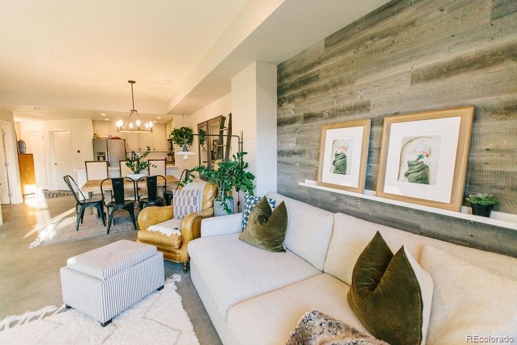 MLS Image #11 for 925 n lincoln street,denver, Colorado