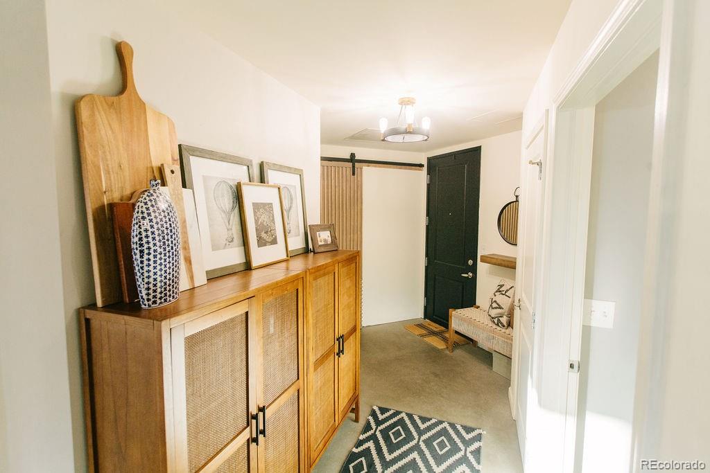 MLS Image #13 for 925 n lincoln street,denver, Colorado
