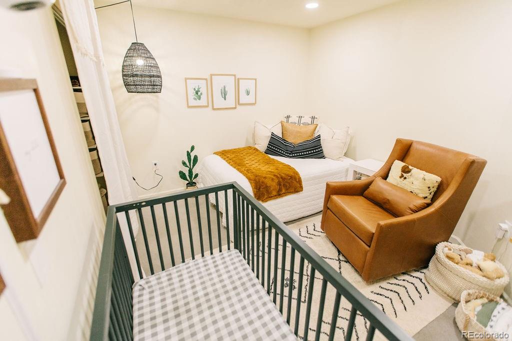MLS Image #27 for 925 n lincoln street,denver, Colorado