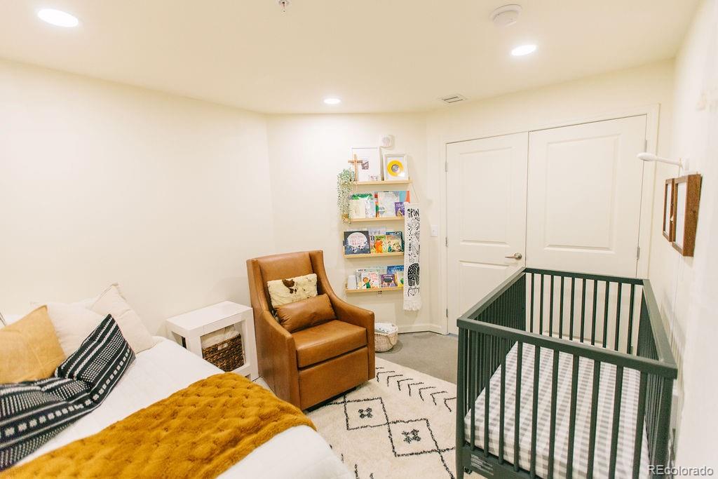MLS Image #30 for 925 n lincoln street,denver, Colorado