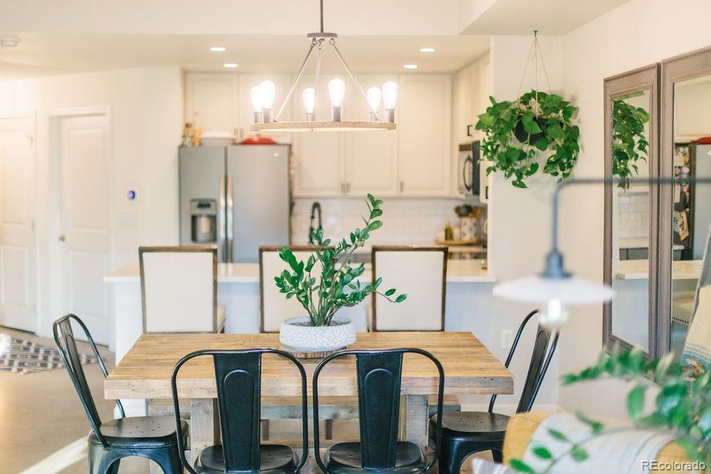 MLS Image #7 for 925 n lincoln street,denver, Colorado