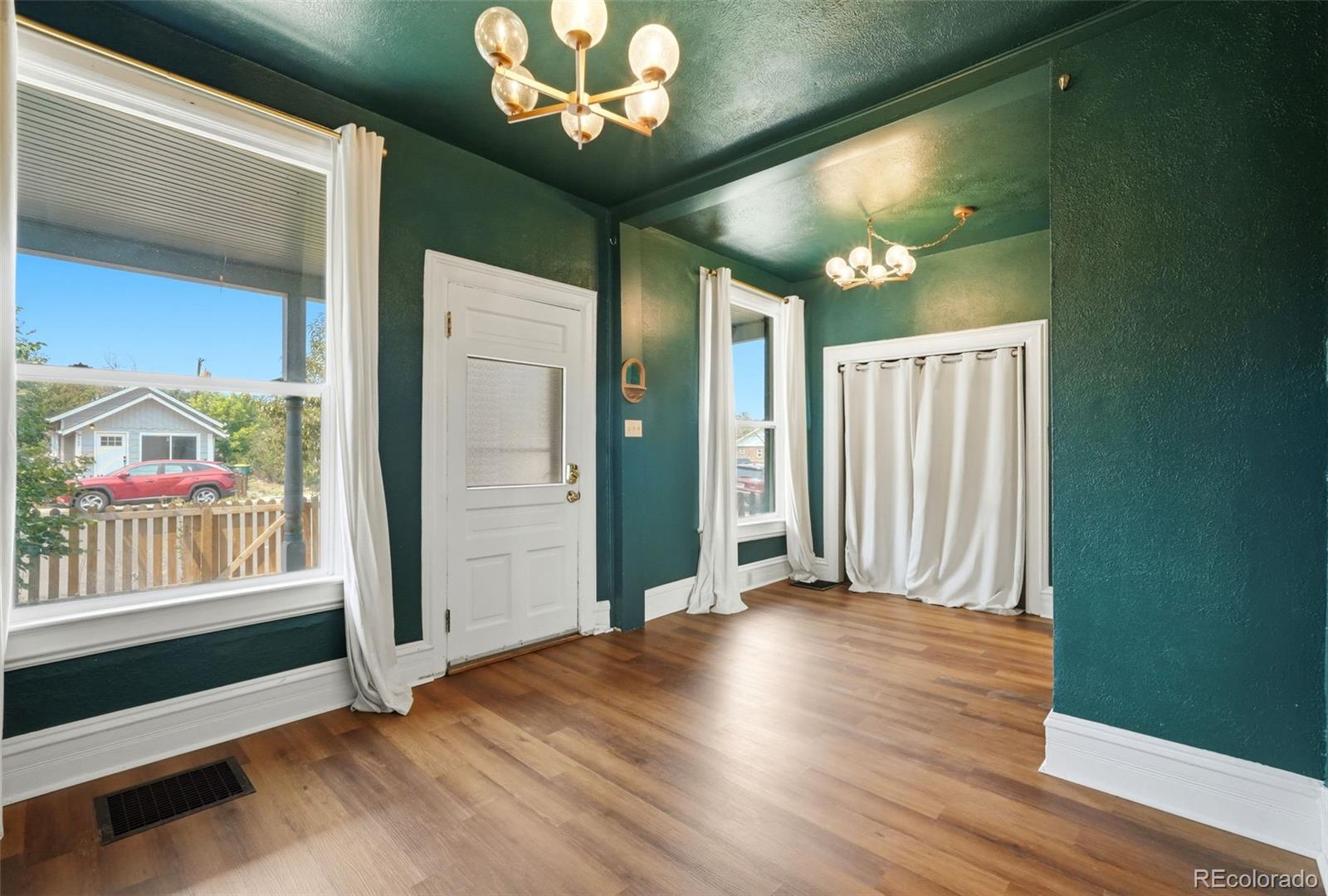 MLS Image #10 for 1580  dallas street,aurora, Colorado