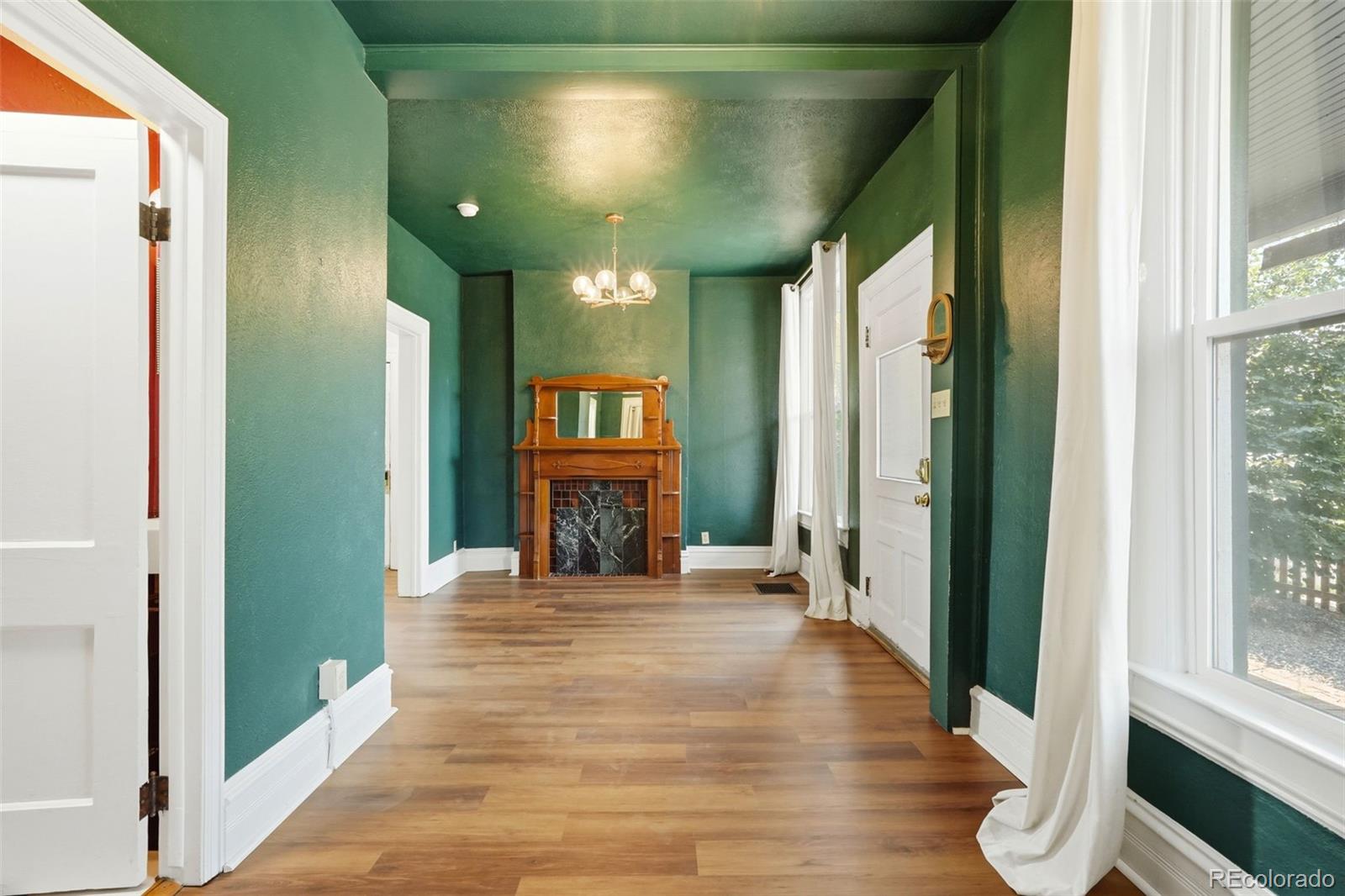 MLS Image #11 for 1580  dallas street,aurora, Colorado