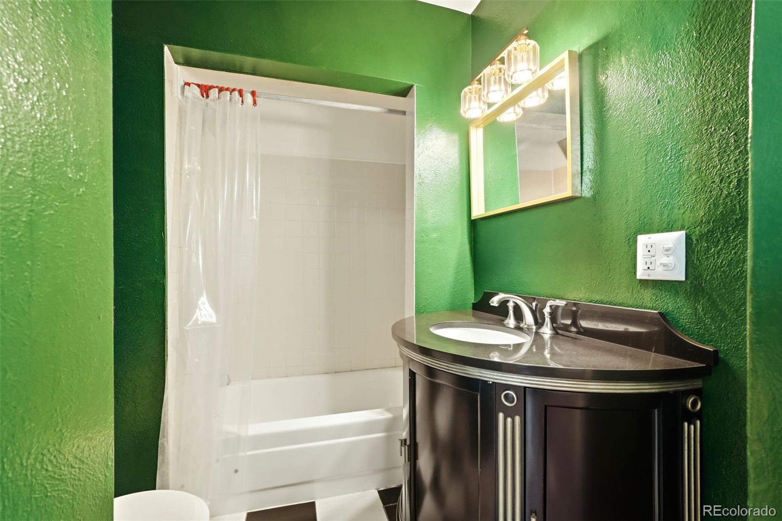 MLS Image #18 for 1580  dallas street,aurora, Colorado