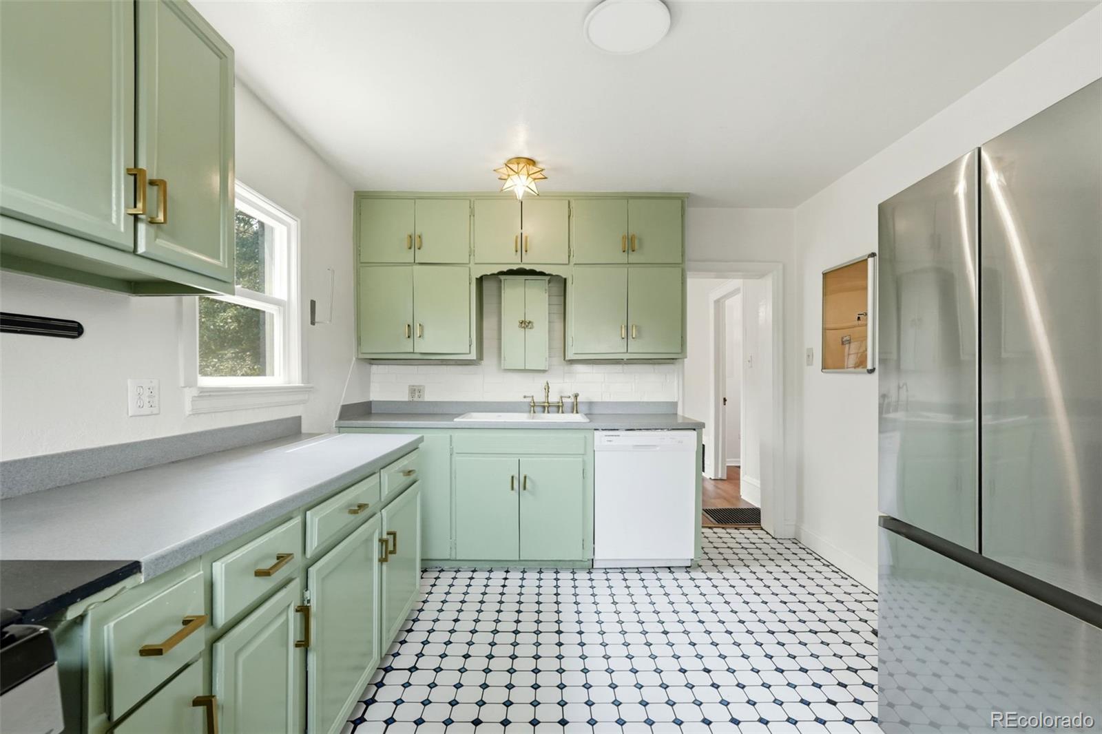 MLS Image #20 for 1580  dallas street,aurora, Colorado